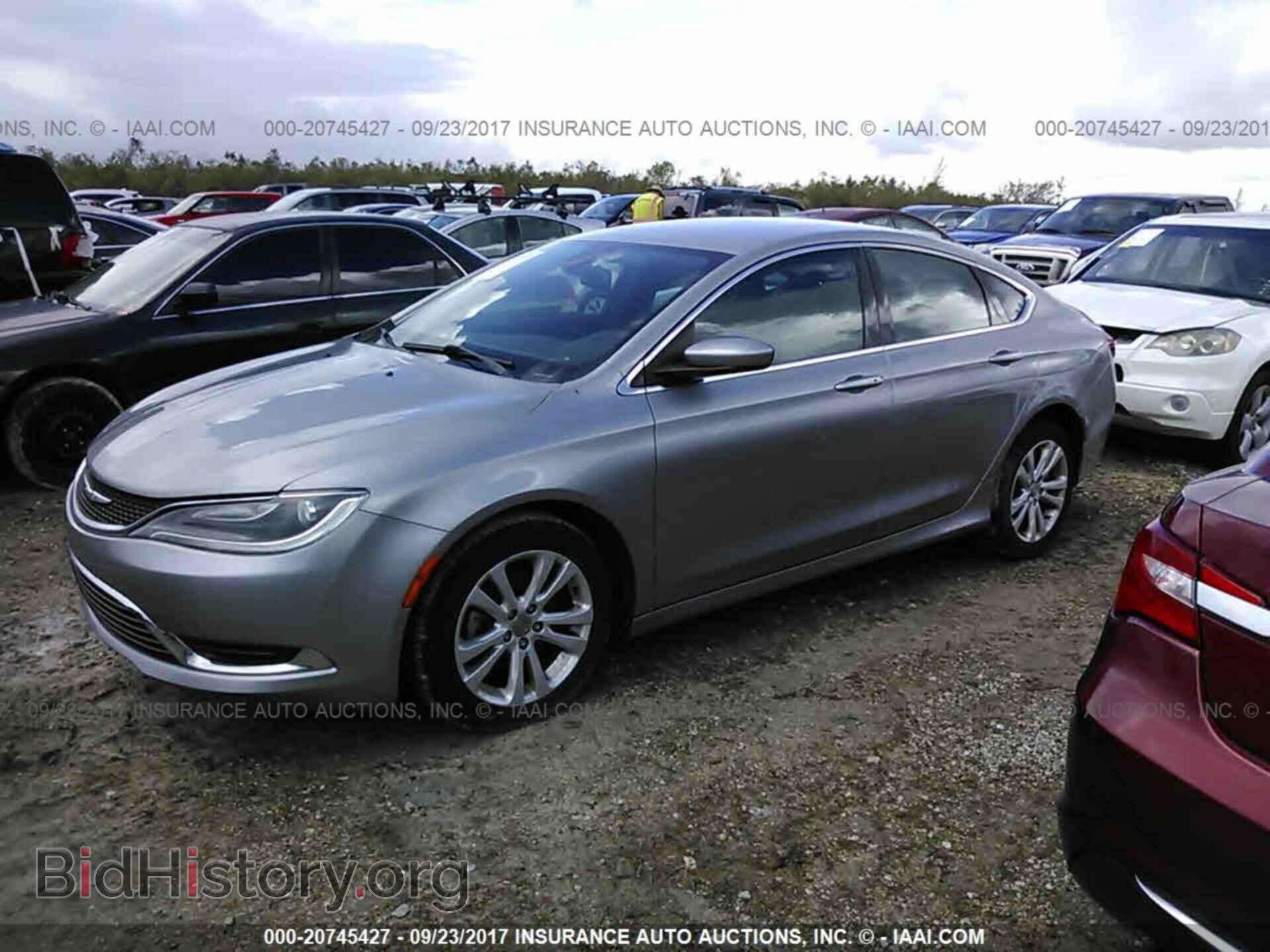 2015 Chrysler 200 - VIN: 1C3CCCAB3FN502345 - Photo 2