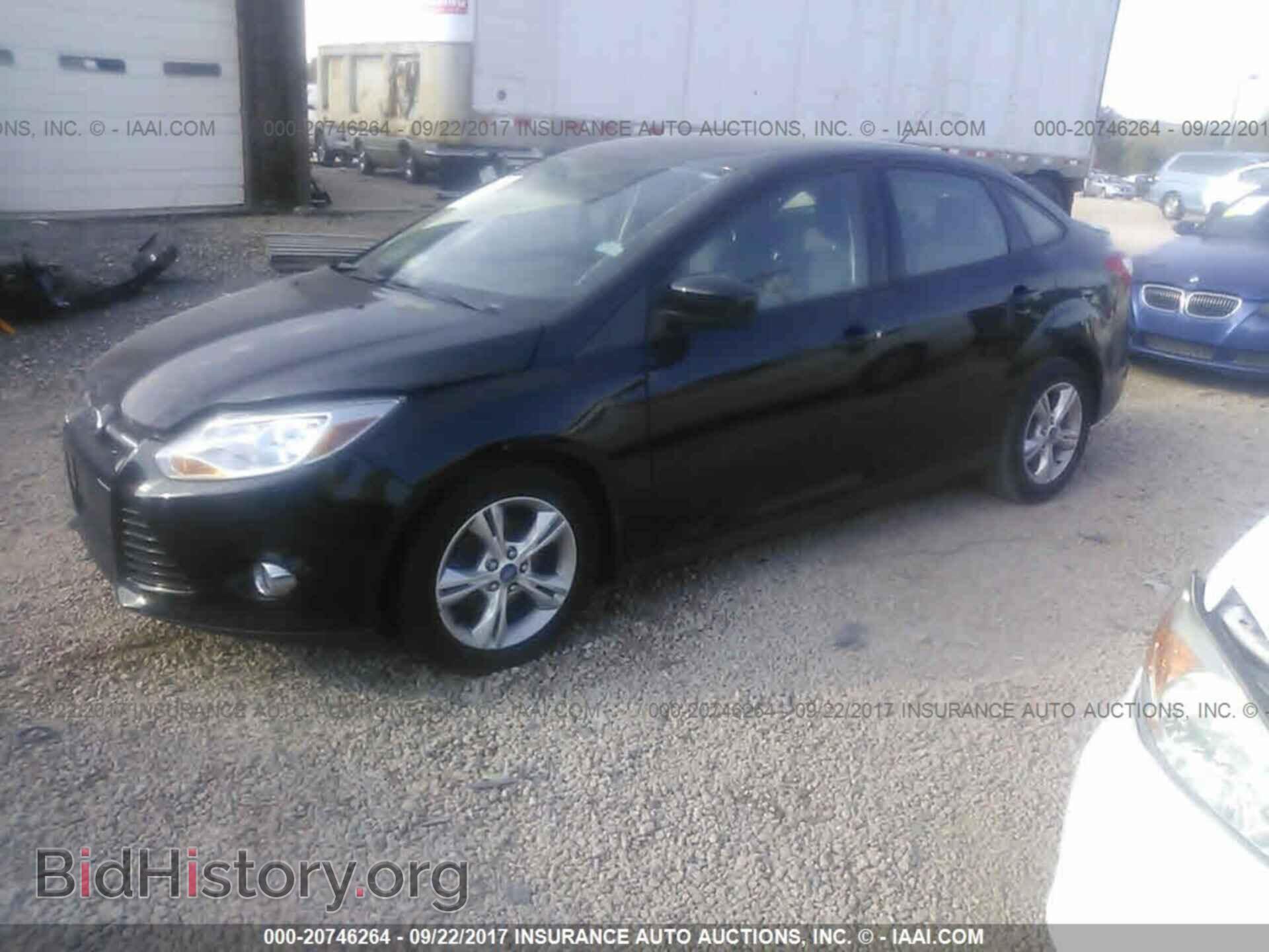 2012 Ford Focus - VIN: 1FAHP3F24CL276277 - Photo 2