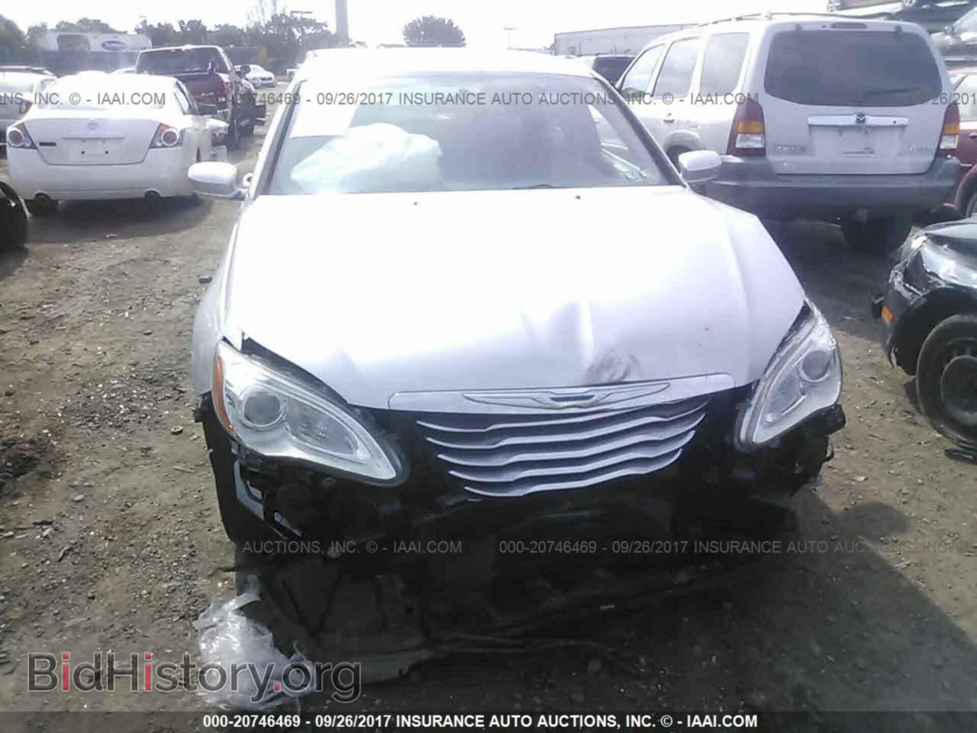 2012 Chrysler 200 - VIN: 1C3CCBAB5CN296046 - Фото 6
