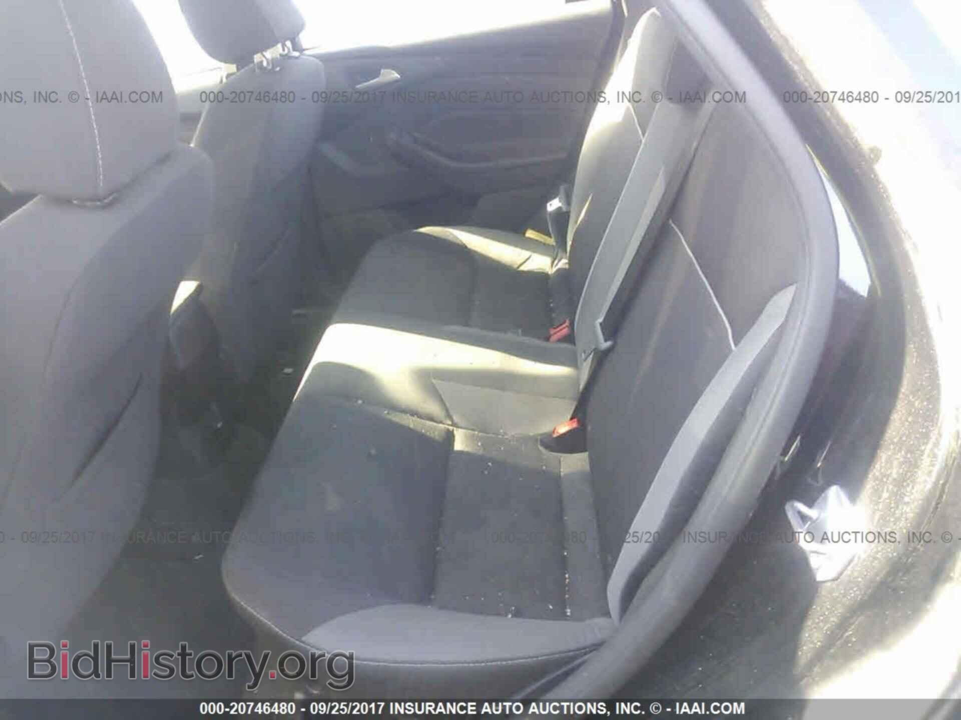 2014 Ford Focus - VIN: 1FADP3F22EL222770 - Photo 8