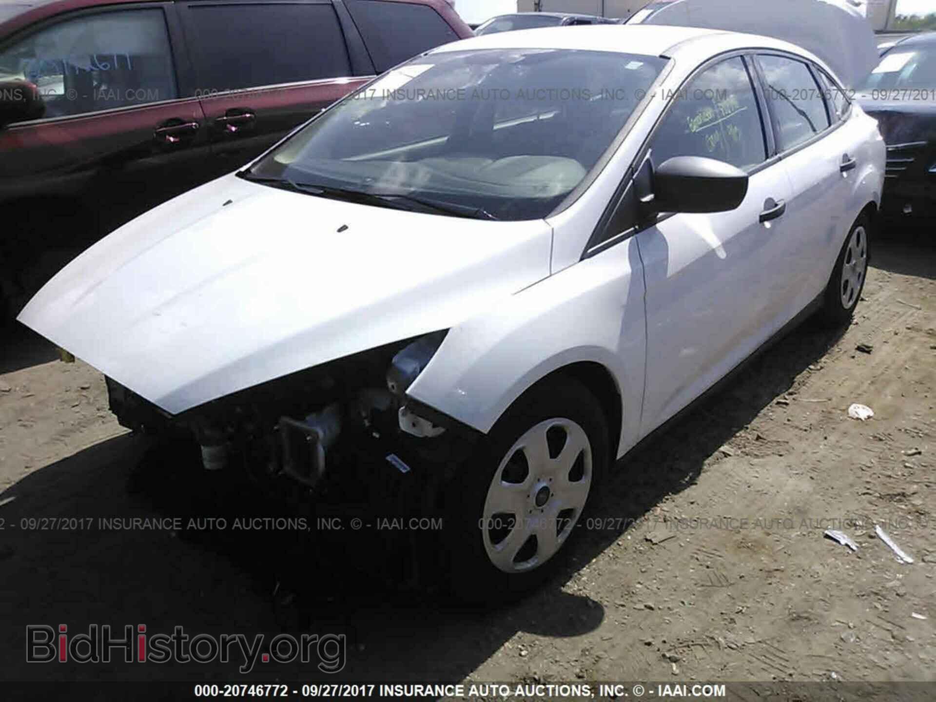 2016 Ford Focus - VIN: 1FADP3E26GL356525 - Фото 2