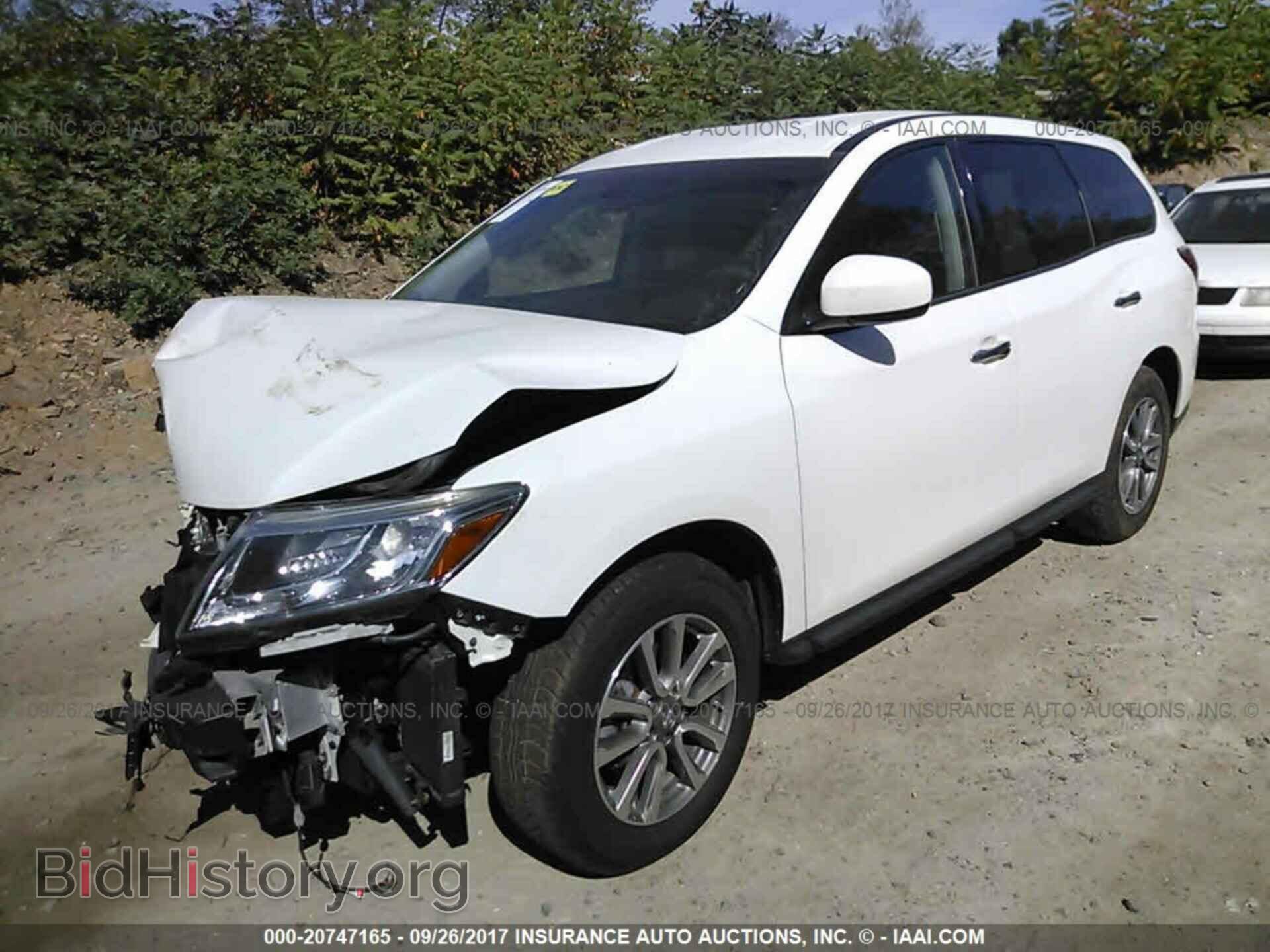 2014 Nissan Pathfinder - VIN: 5N1AR2MM3EC602833 - Фото 2