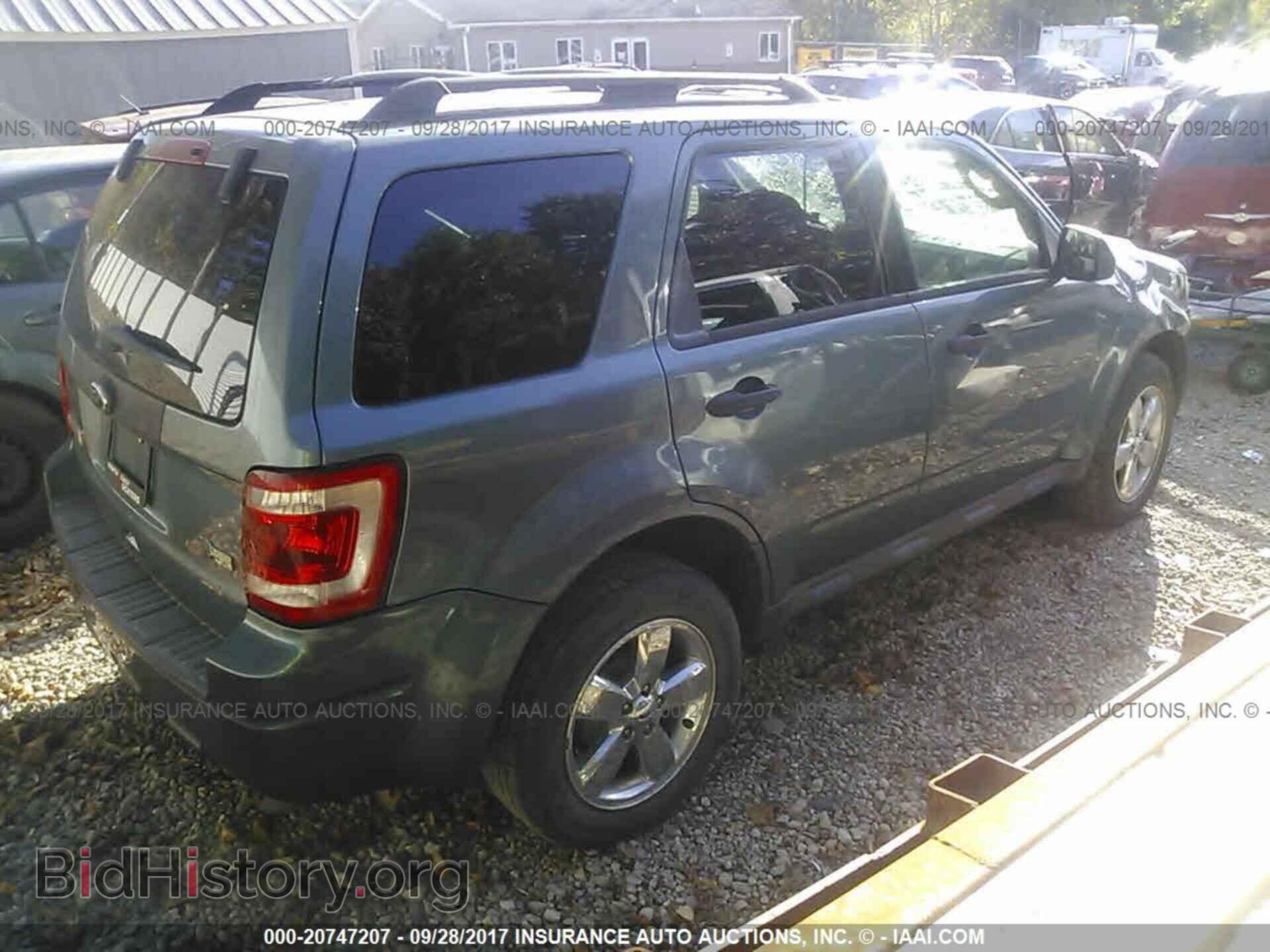 2012 Ford Escape - VIN: 1FMCU9DG9CKA82263 - Фото 4