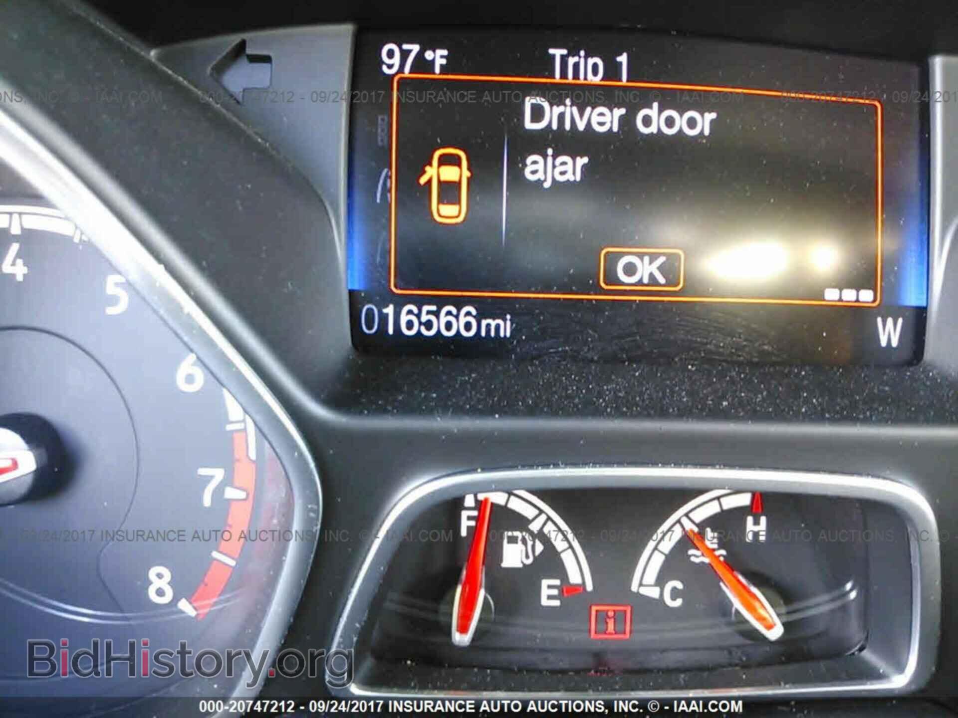 2015 Ford Focus - VIN: 1FADP3L92FL366189 - Photo 7