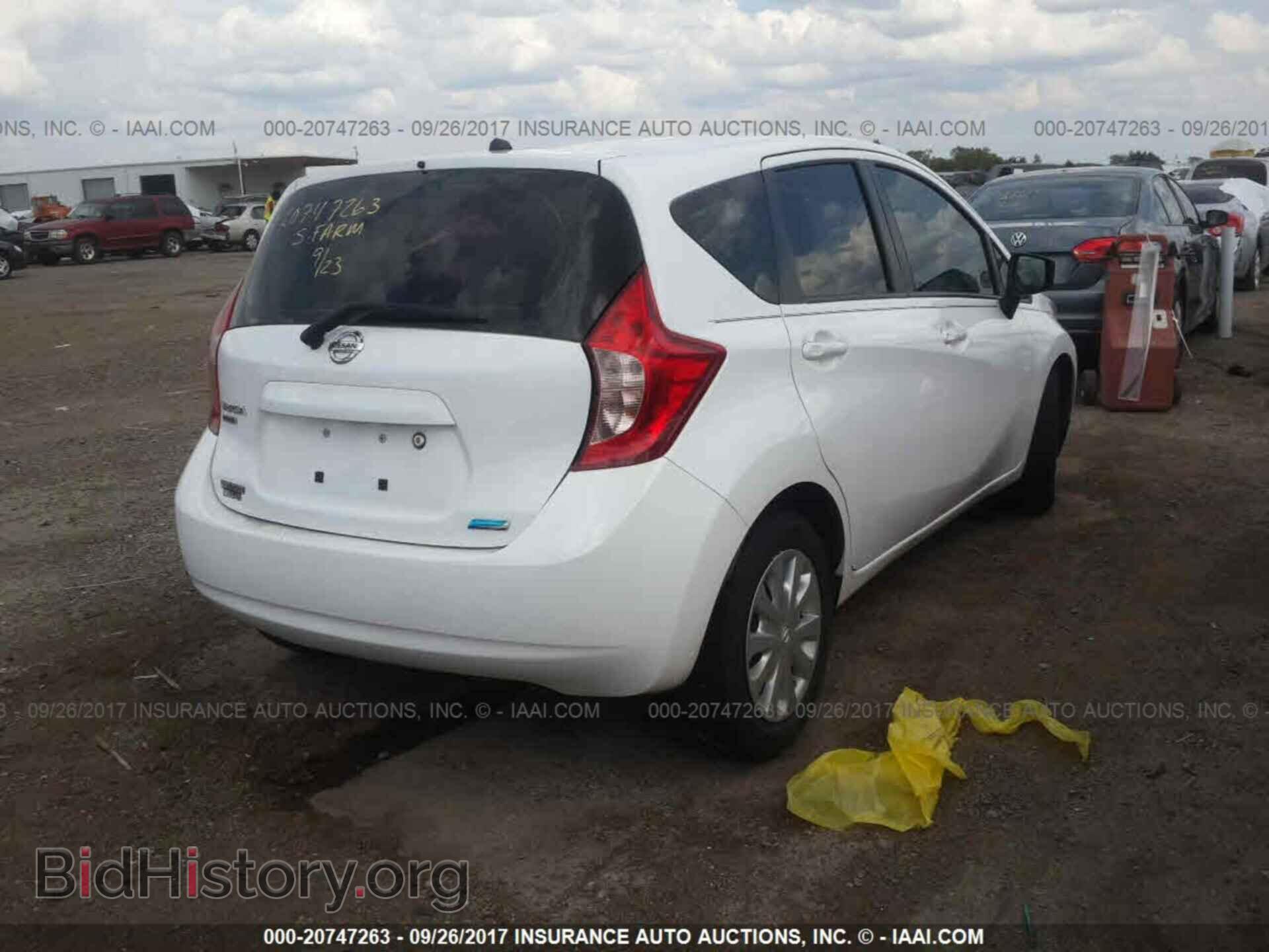 2016 Nissan Versa note - VIN: 3N1CE2CP8GL374293 - Фото 4