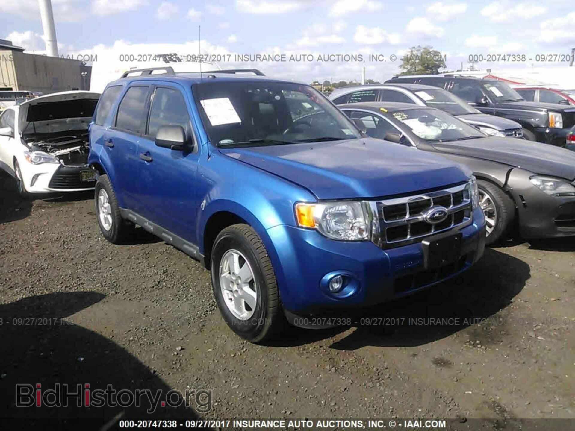 Photo 1FMCU9D77CKC46805 - Ford Escape 2012