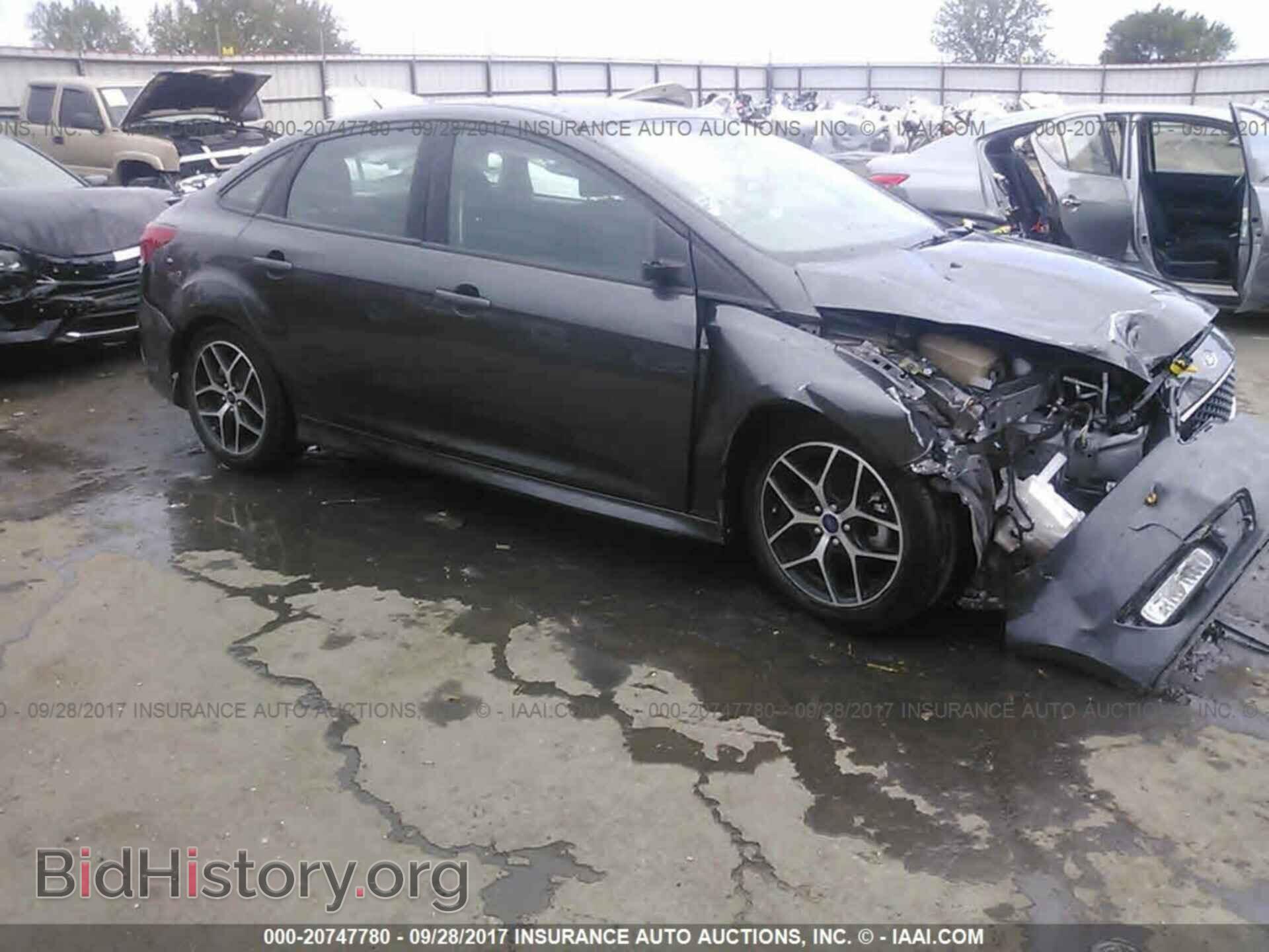 Фотография 1FADP3F2XGL300652 - Ford Focus 2016