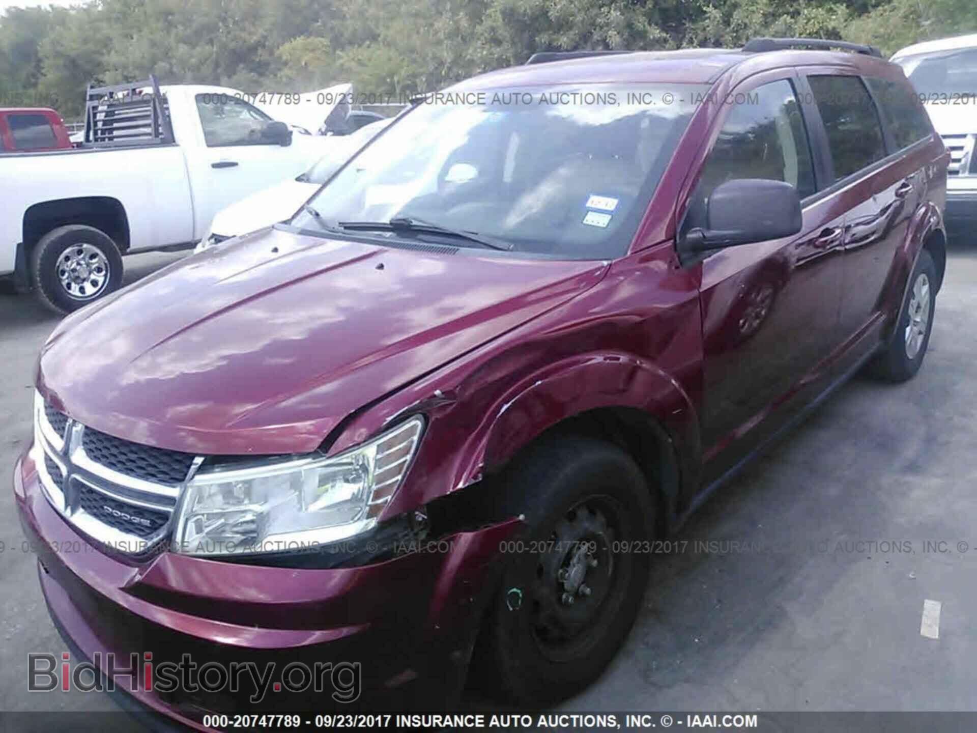 2011 Dodge Journey - VIN: 3D4PG4FB5BT515790 - Photo 2