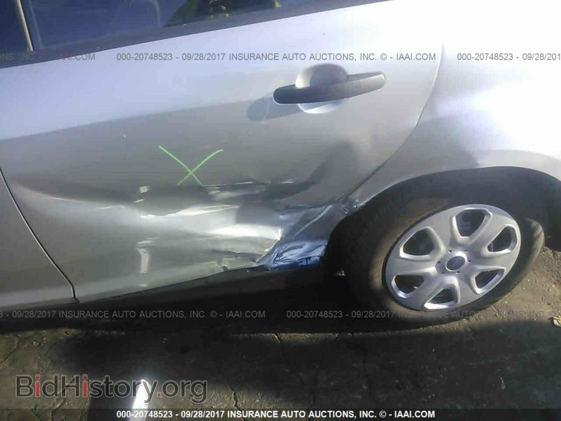 2017 Ford Focus - VIN: 1FADP3E21HL281542 - Photo 6