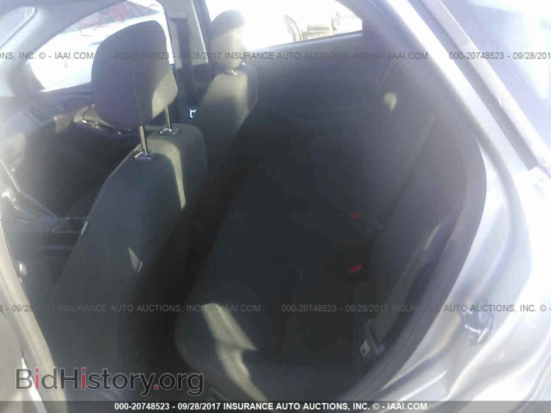 2017 Ford Focus - VIN: 1FADP3E21HL281542 - Photo 8