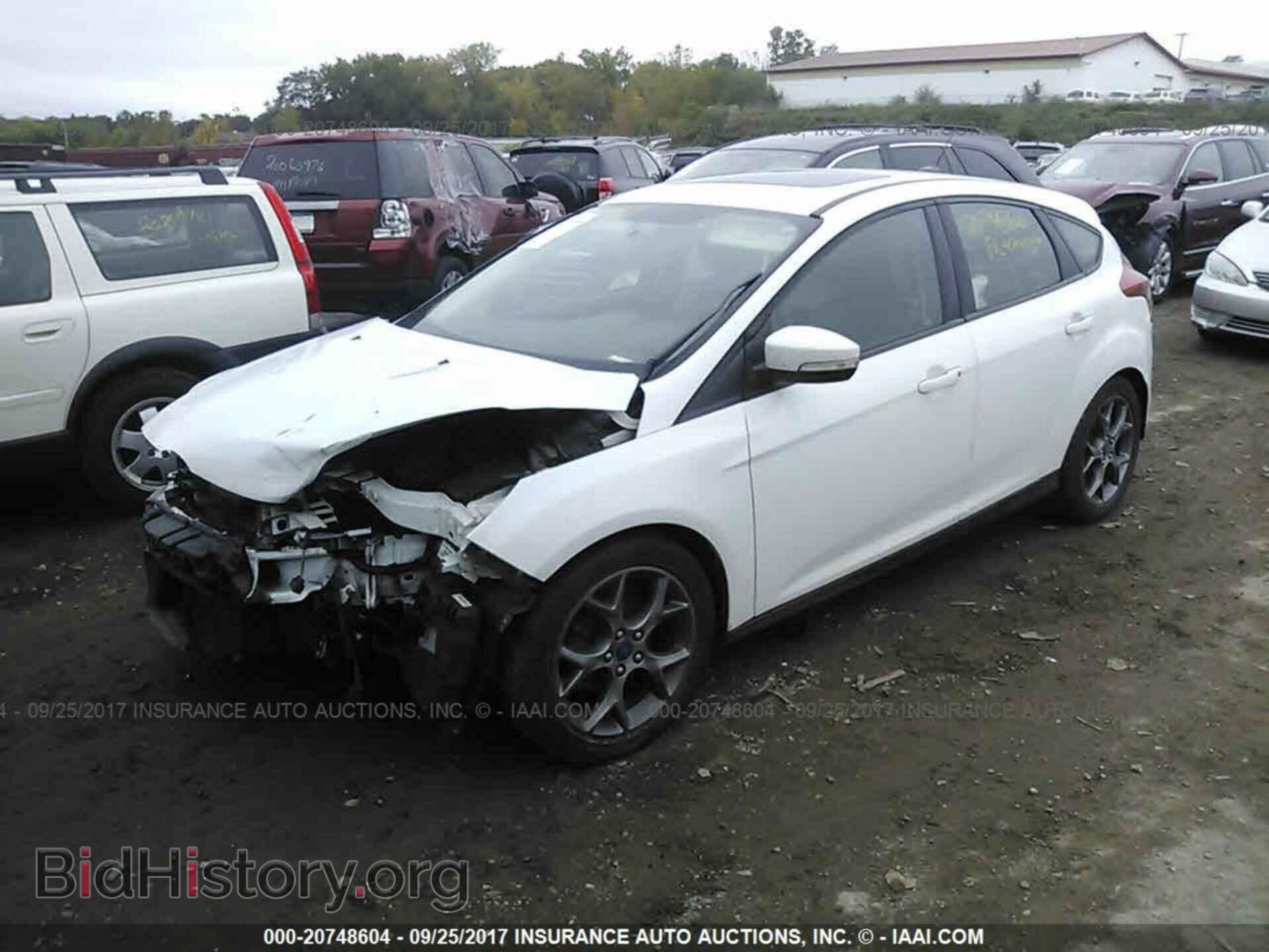 2013 Ford Focus - VIN: 1FADP3K22DL246796 - Фото 2
