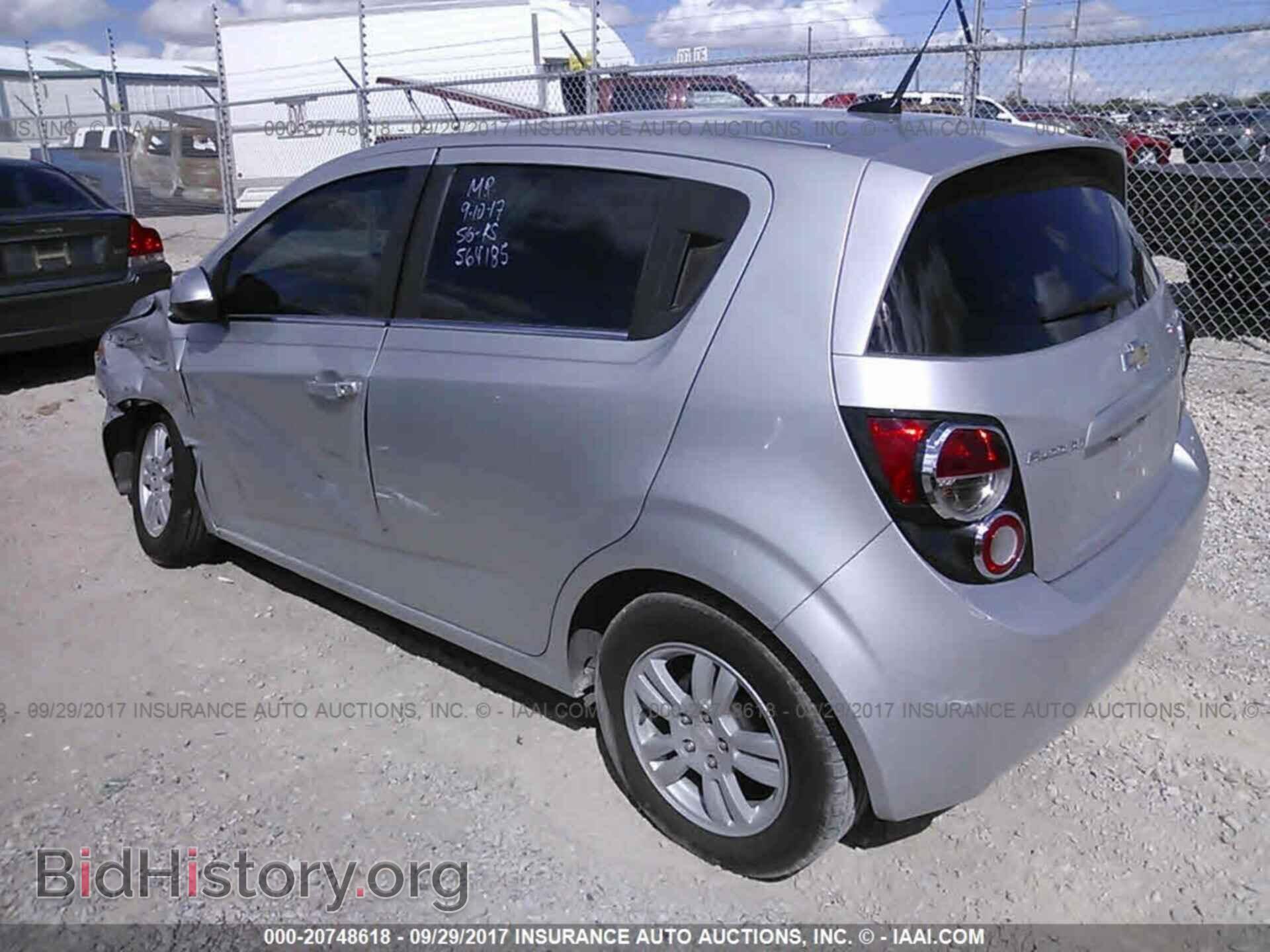 2014 Chevrolet Sonic - VIN: 1G1JD6SH4E4134484 - Photo 3