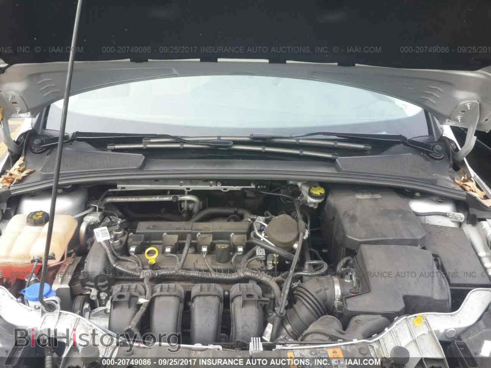 2015 Ford Focus - VIN: 1FADP3F26FL358790 - Photo 10