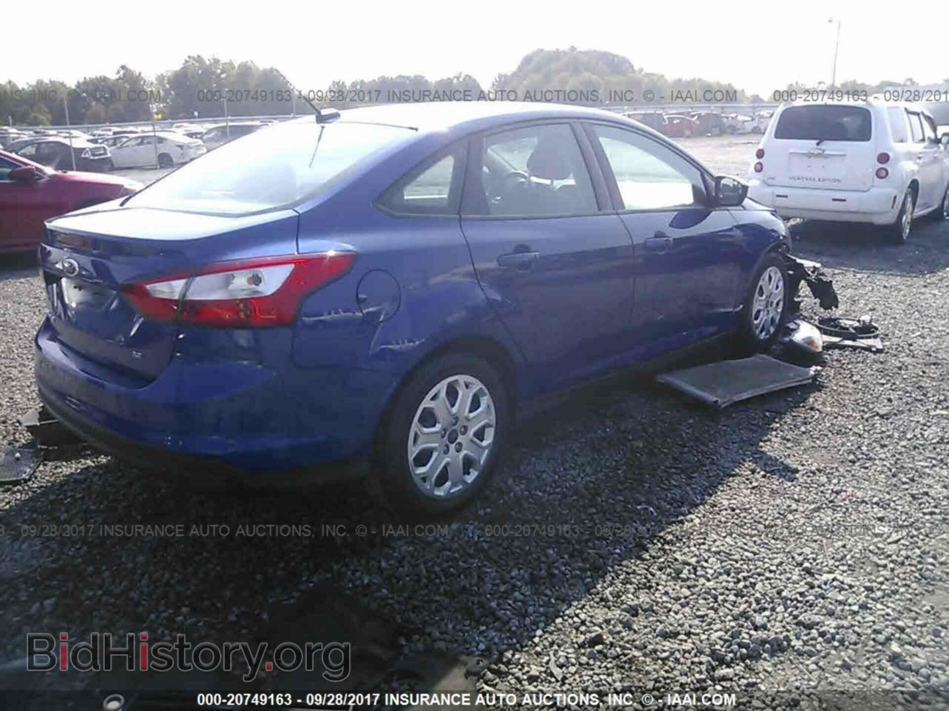2012 Ford Focus - VIN: 1FAHP3F20CL287826 - Фото 4