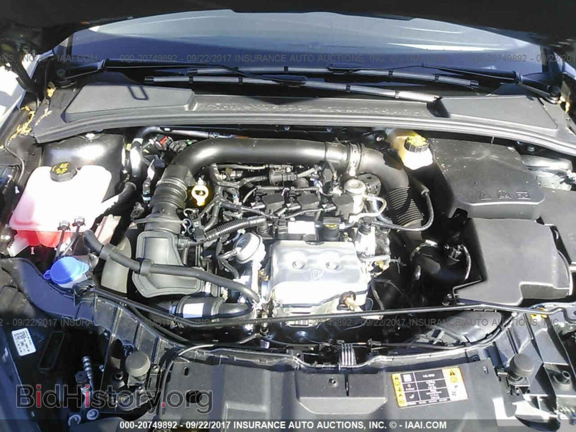 2017 Ford Focus - VIN: 1FADP3FE0HL309940 - Photo 10