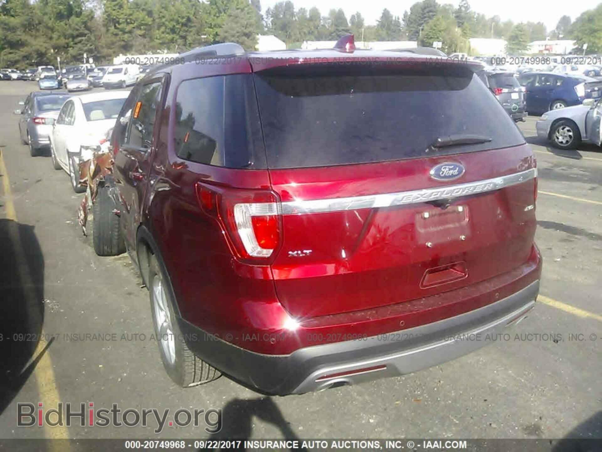 2016 Ford Explorer - VIN: 1FM5K8D88GGB42821 - Фото 3