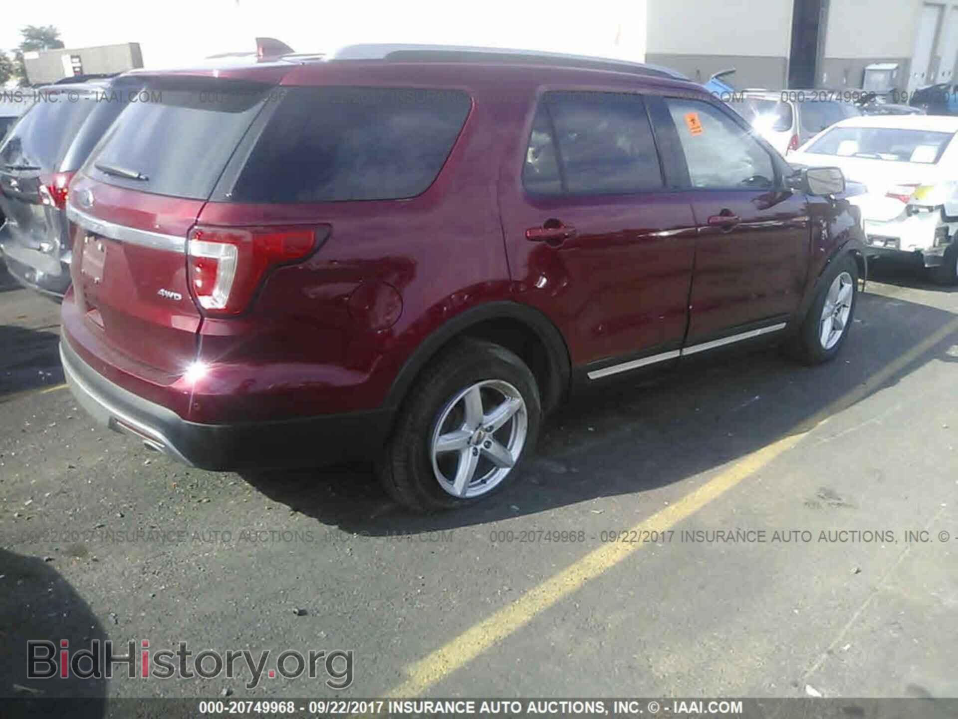 2016 Ford Explorer - VIN: 1FM5K8D88GGB42821 - Фото 4