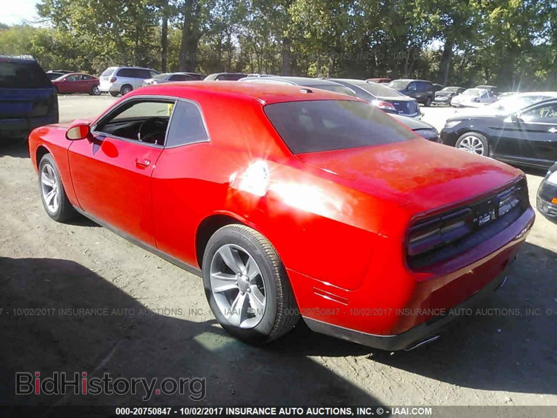 2016 Dodge Challenger - VIN: 2C3CDZAGXGH184052 - Photo 3