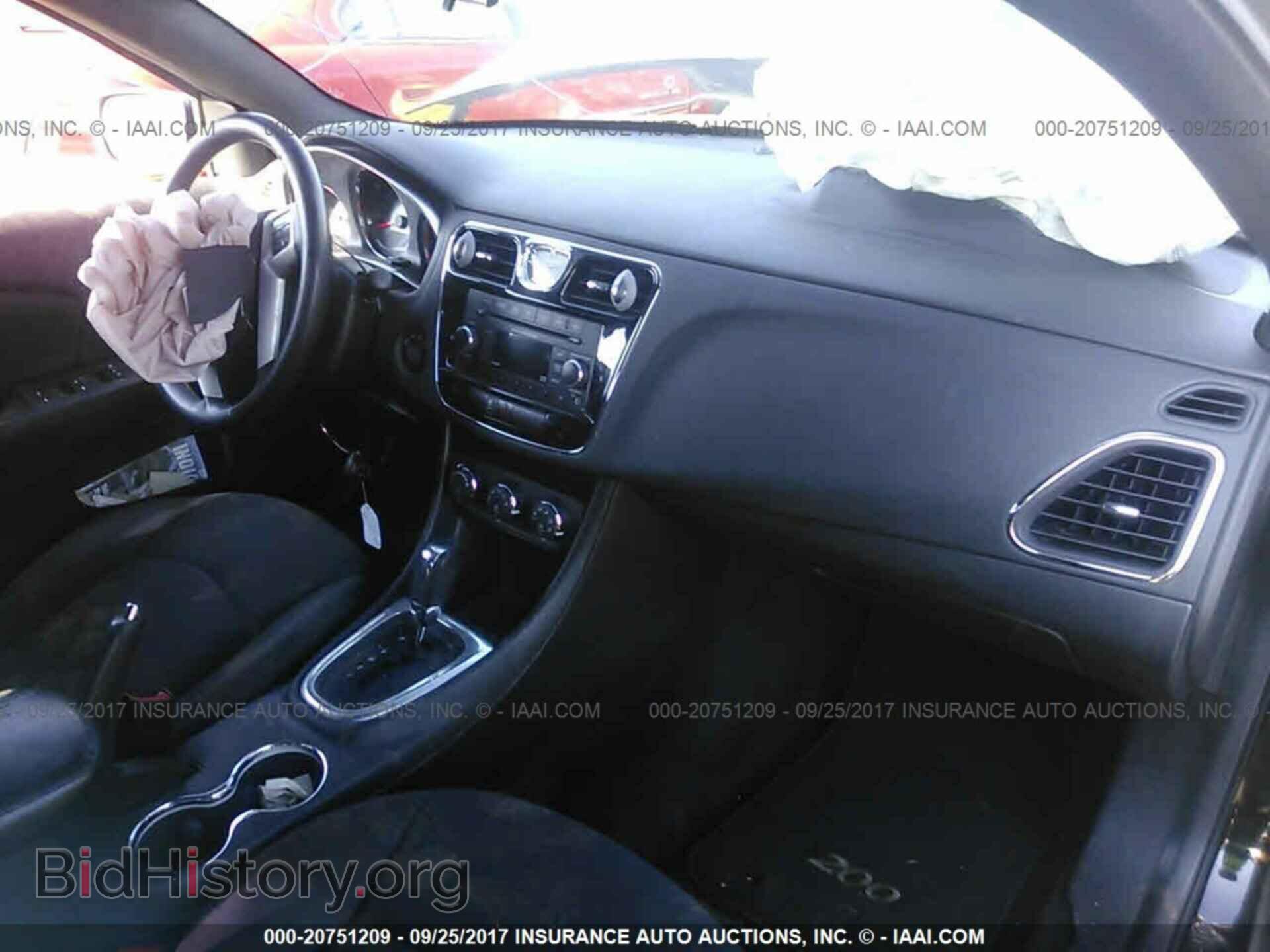 2013 Chrysler 200 - VIN: 1C3CCBBB4DN602122 - Photo 5
