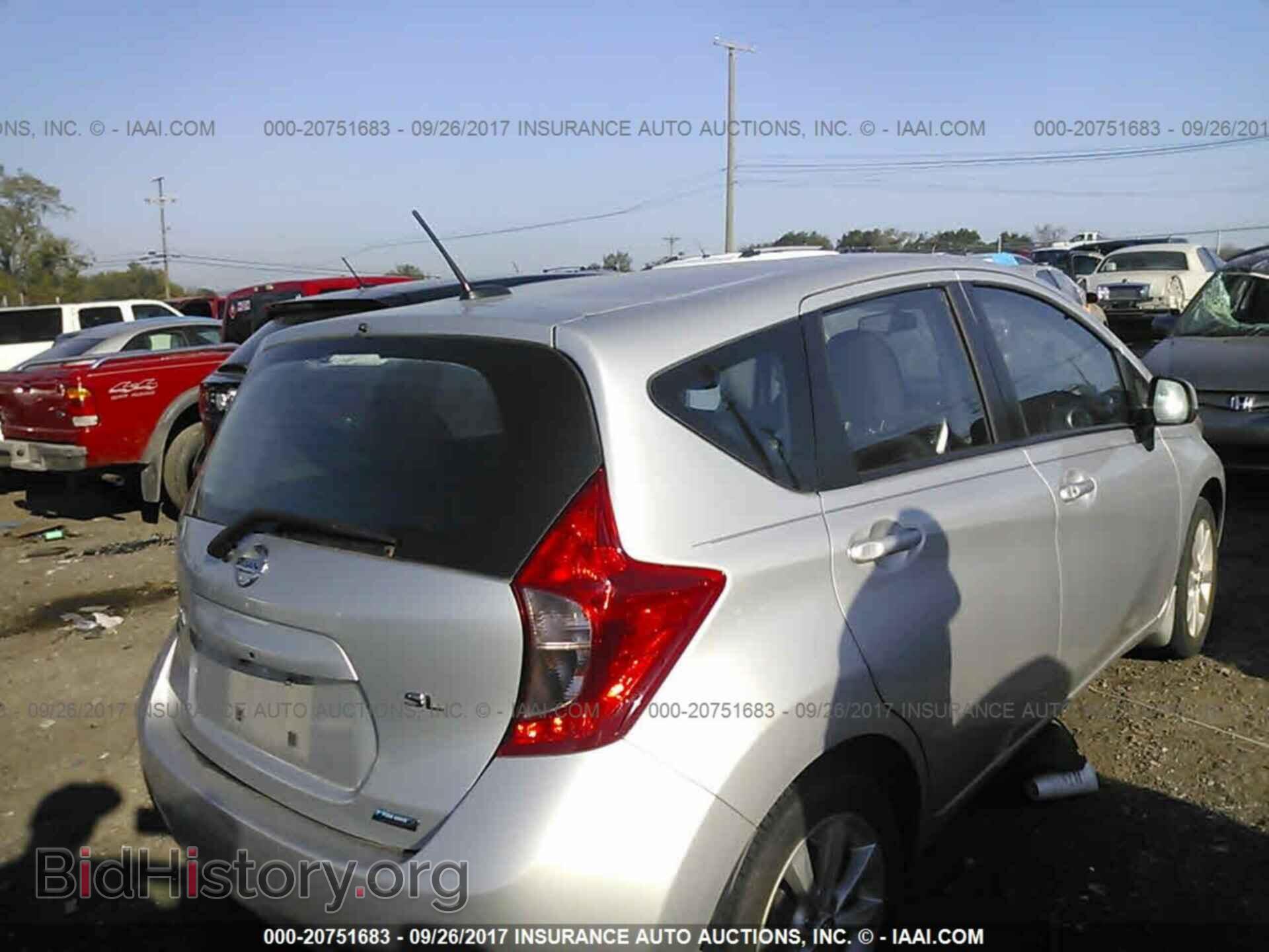 2014 Nissan Versa note - VIN: 3N1CE2CP2EL363822 - Photo 4