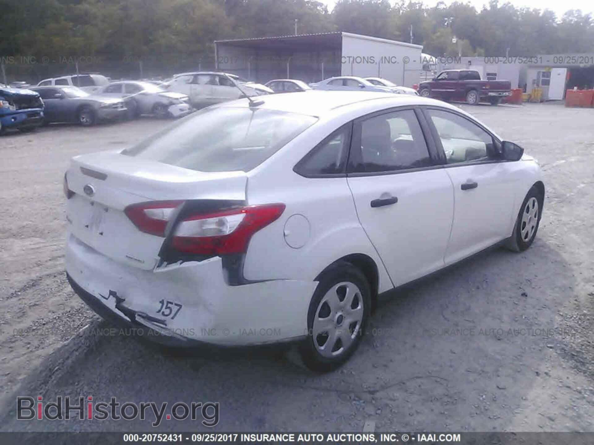 2013 Ford Focus - VIN: 1FADP3E2XDL318453 - Фото 4