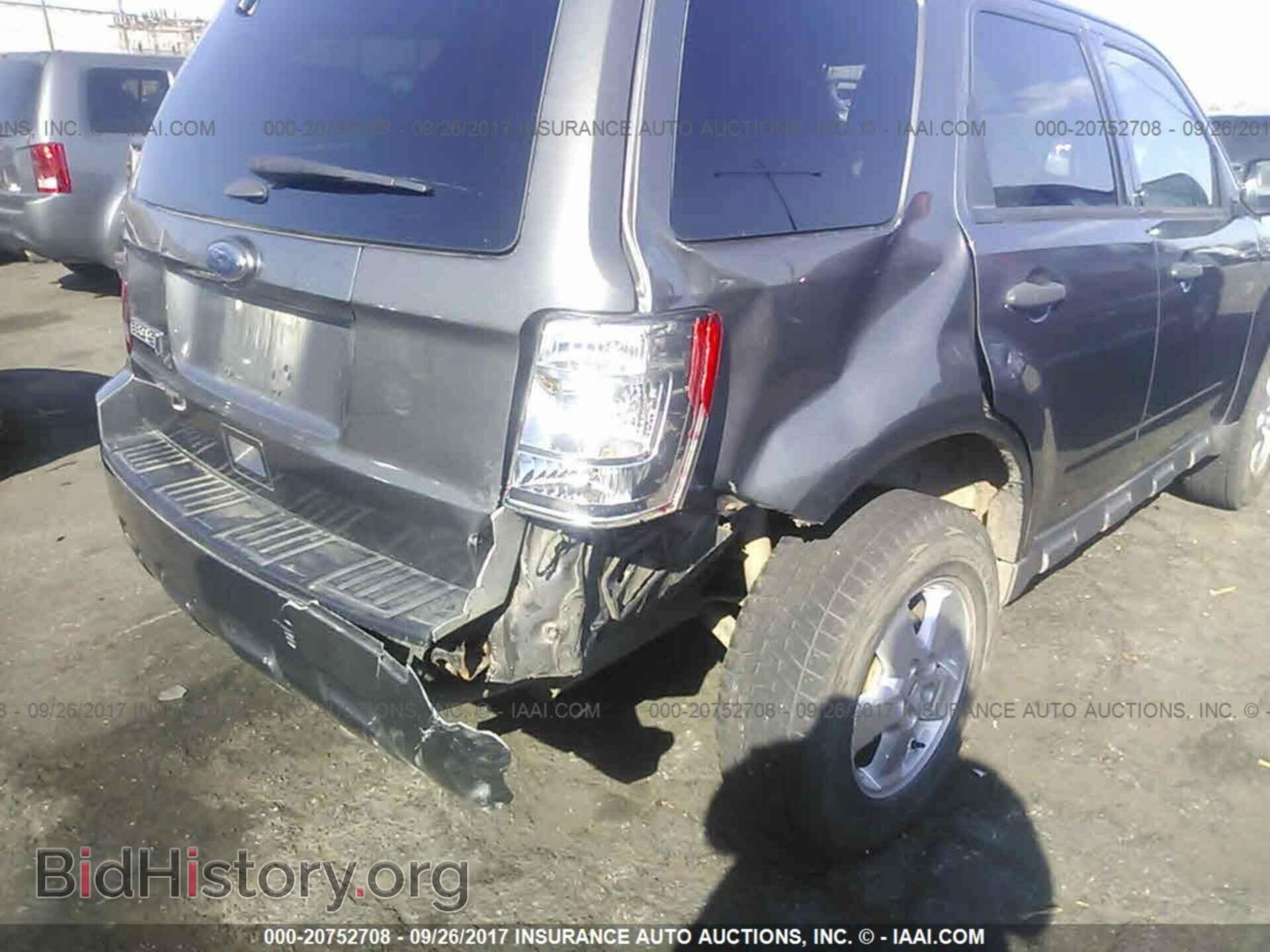 2012 Ford Escape - VIN: 1FMCU0D79CKB84030 - Photo 6