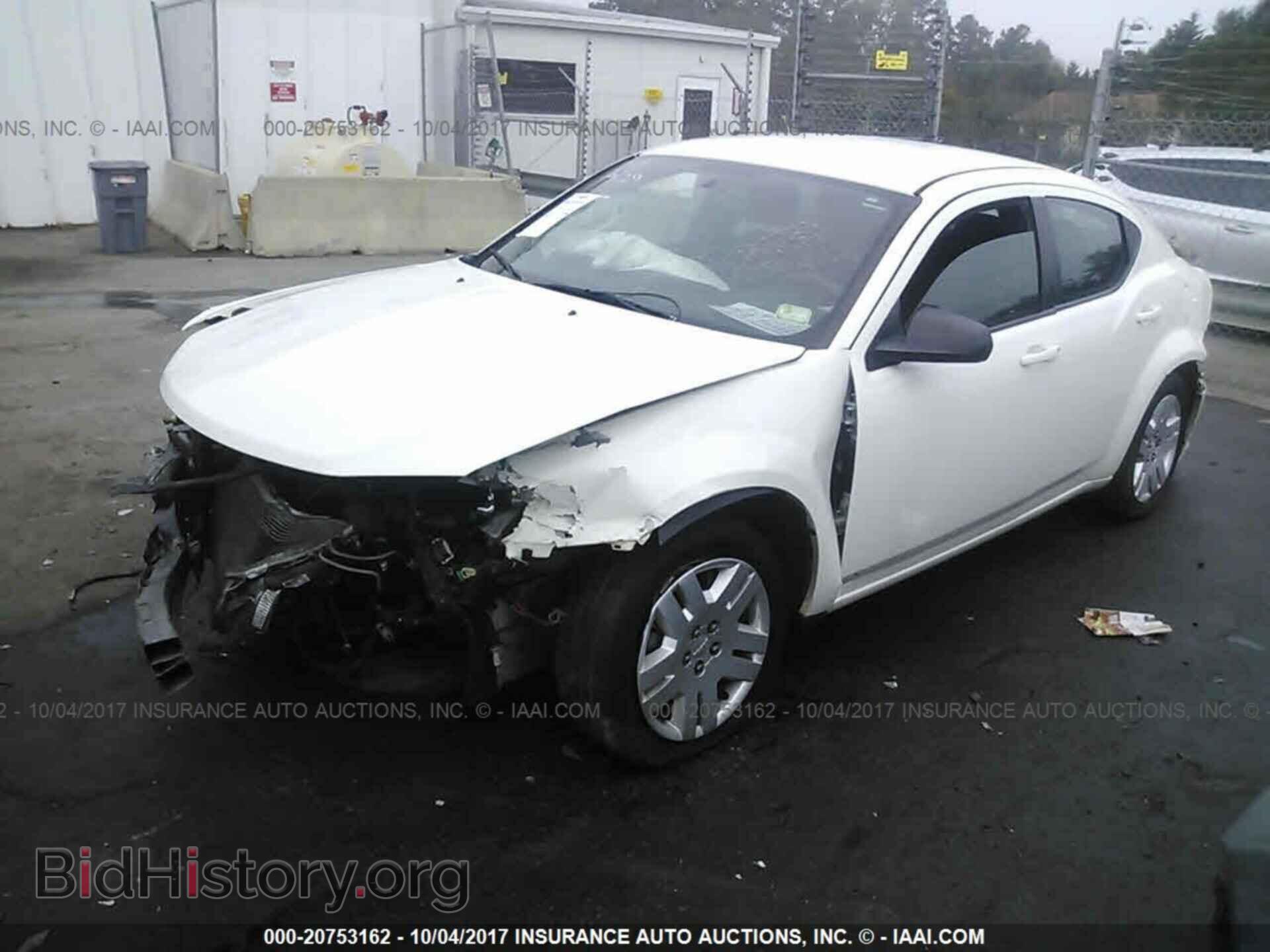2011 Dodge Avenger - VIN: 1B3BD4FB8BN508060 - Photo 2