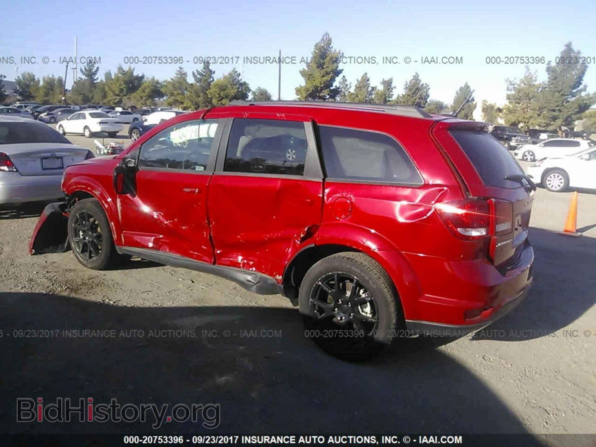 2017 Dodge Journey - VIN: 3C4PDCBBXHT534804 - Photo 3