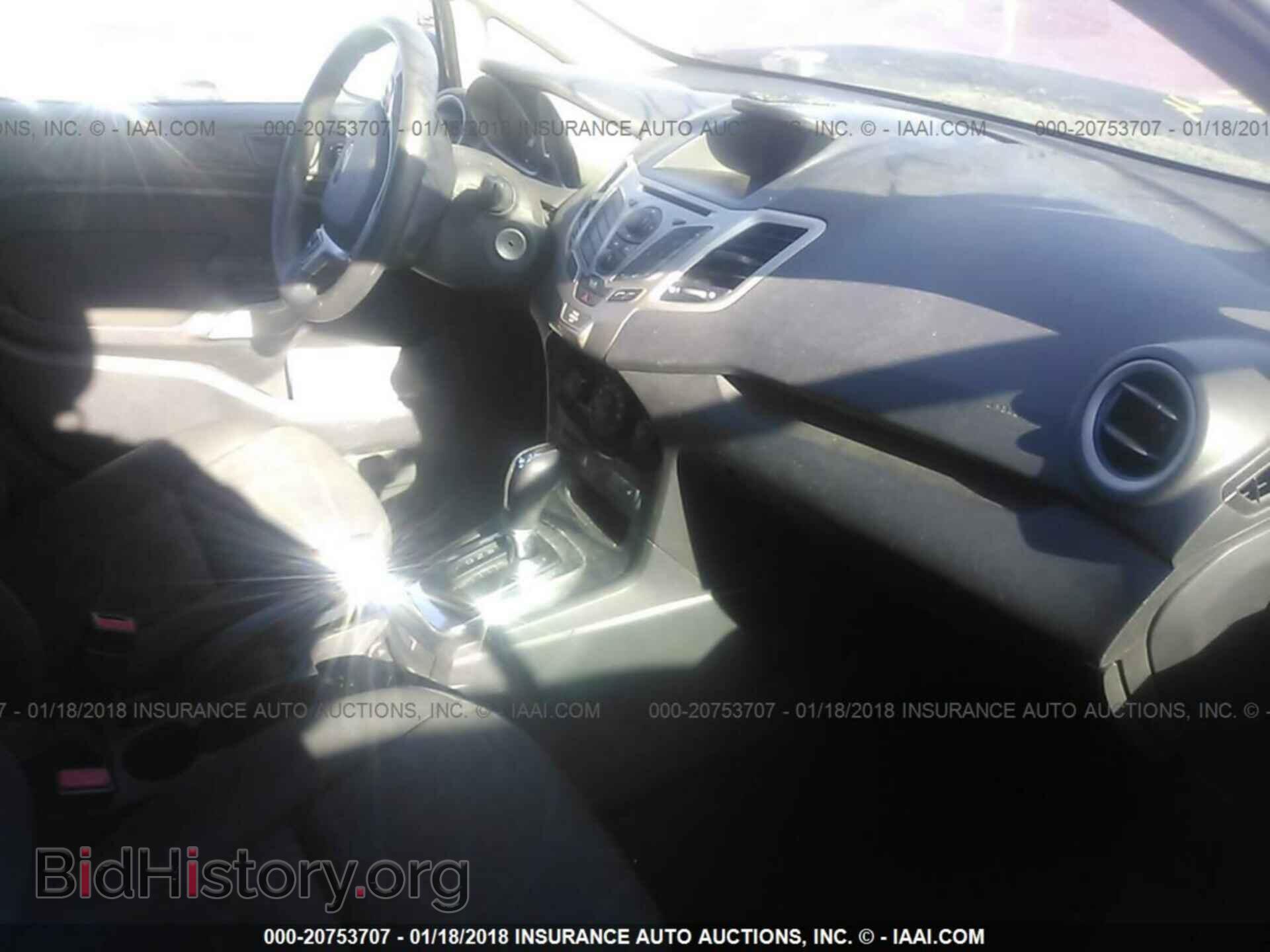 2012 Ford Fiesta - VIN: 3FADP4EJ4CM128013 - Photo 5
