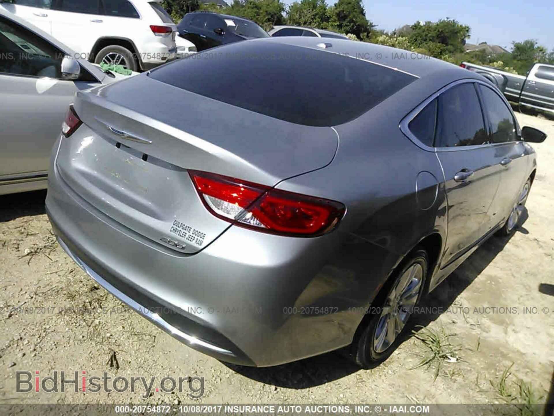 2015 Chrysler 200 - VIN: 1C3CCCAB8FN554585 - Photo 4