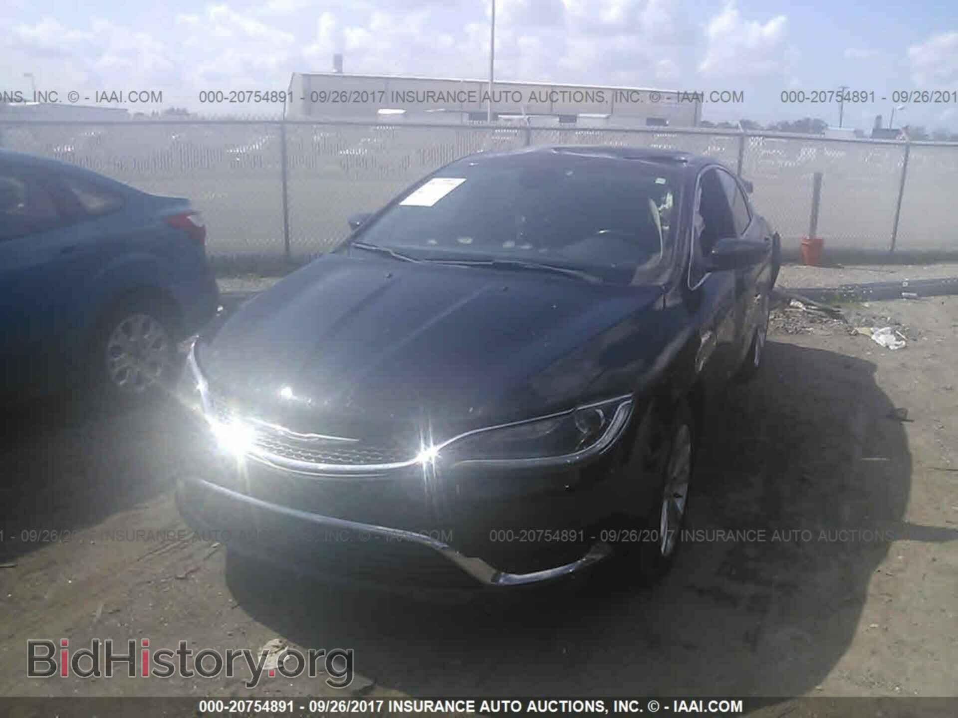 2016 Chrysler 200 - VIN: 1C3CCCAB8GN189309 - Фото 2