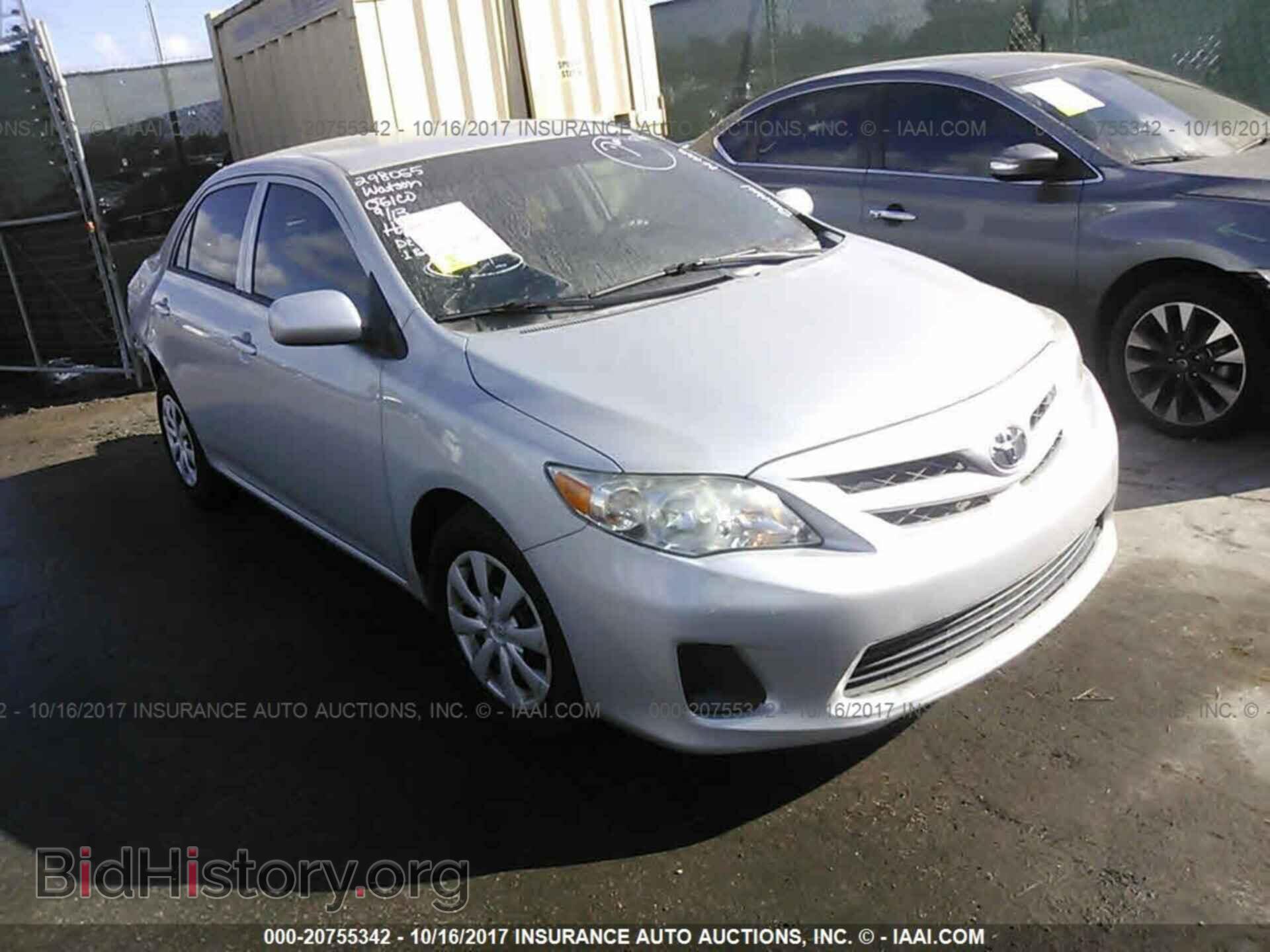 Photo 2T1BU4EE3DC973703 - Toyota Corolla 2013