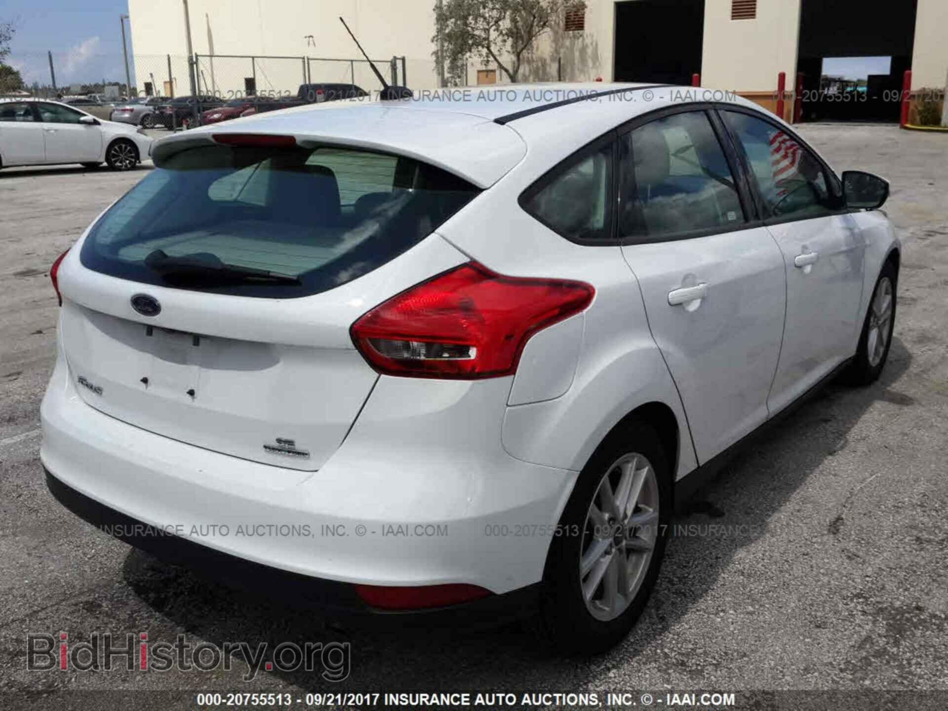 2016 Ford Focus - VIN: 1FADP3K20GL290090 - Фото 4
