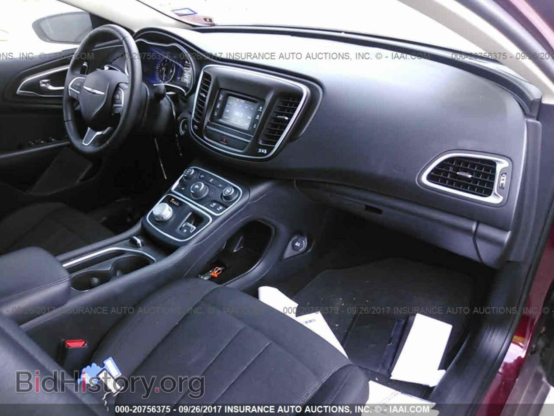 2016 Chrysler 200 - VIN: 1C3CCCFB2GN186060 - Photo 5