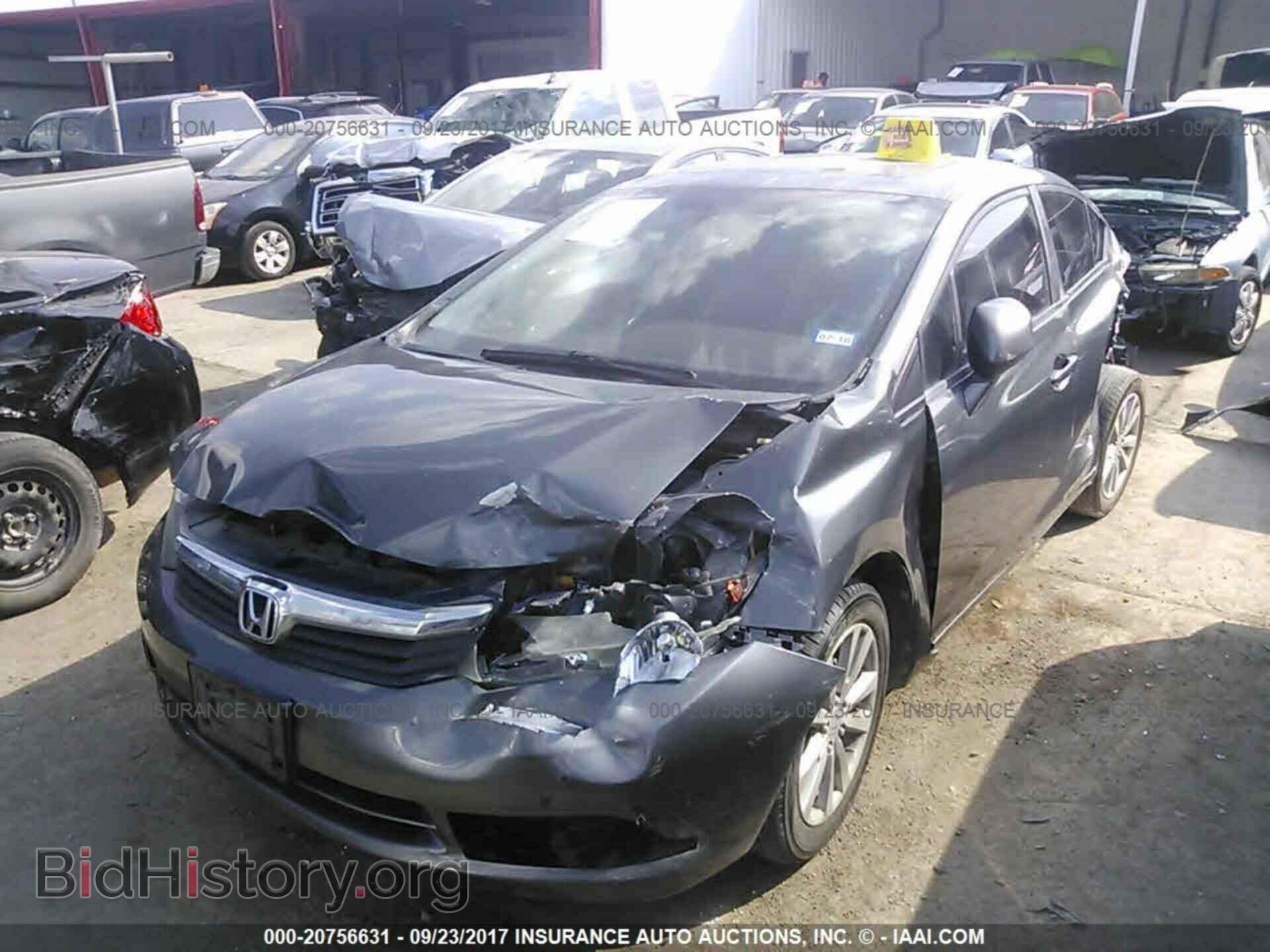 2012 Honda Civic - VIN: 2HGFB2F81CH508833 - Фото 2