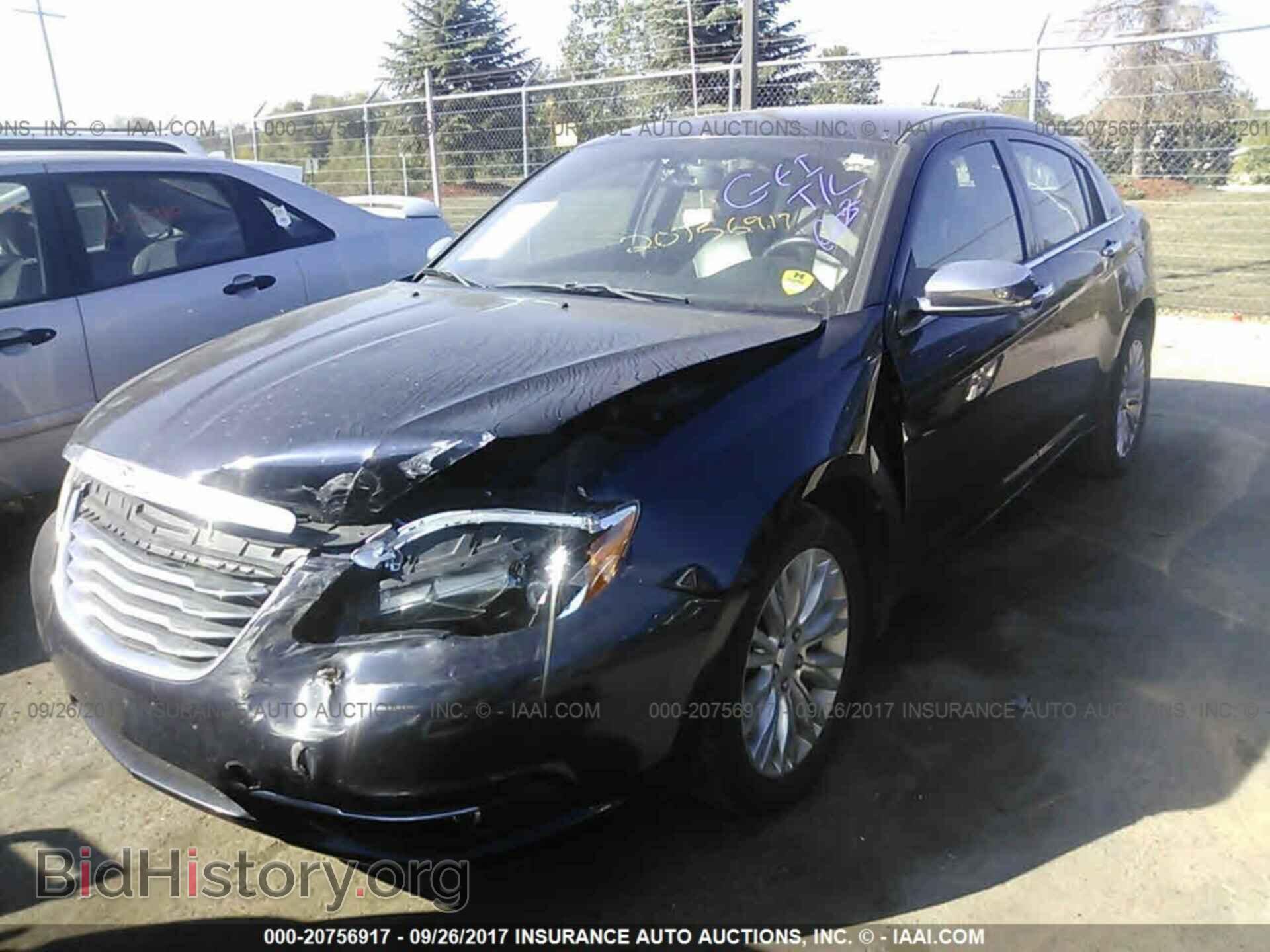 2011 Chrysler 200 - VIN: 1C3BC2FB6BN583334 - Photo 2