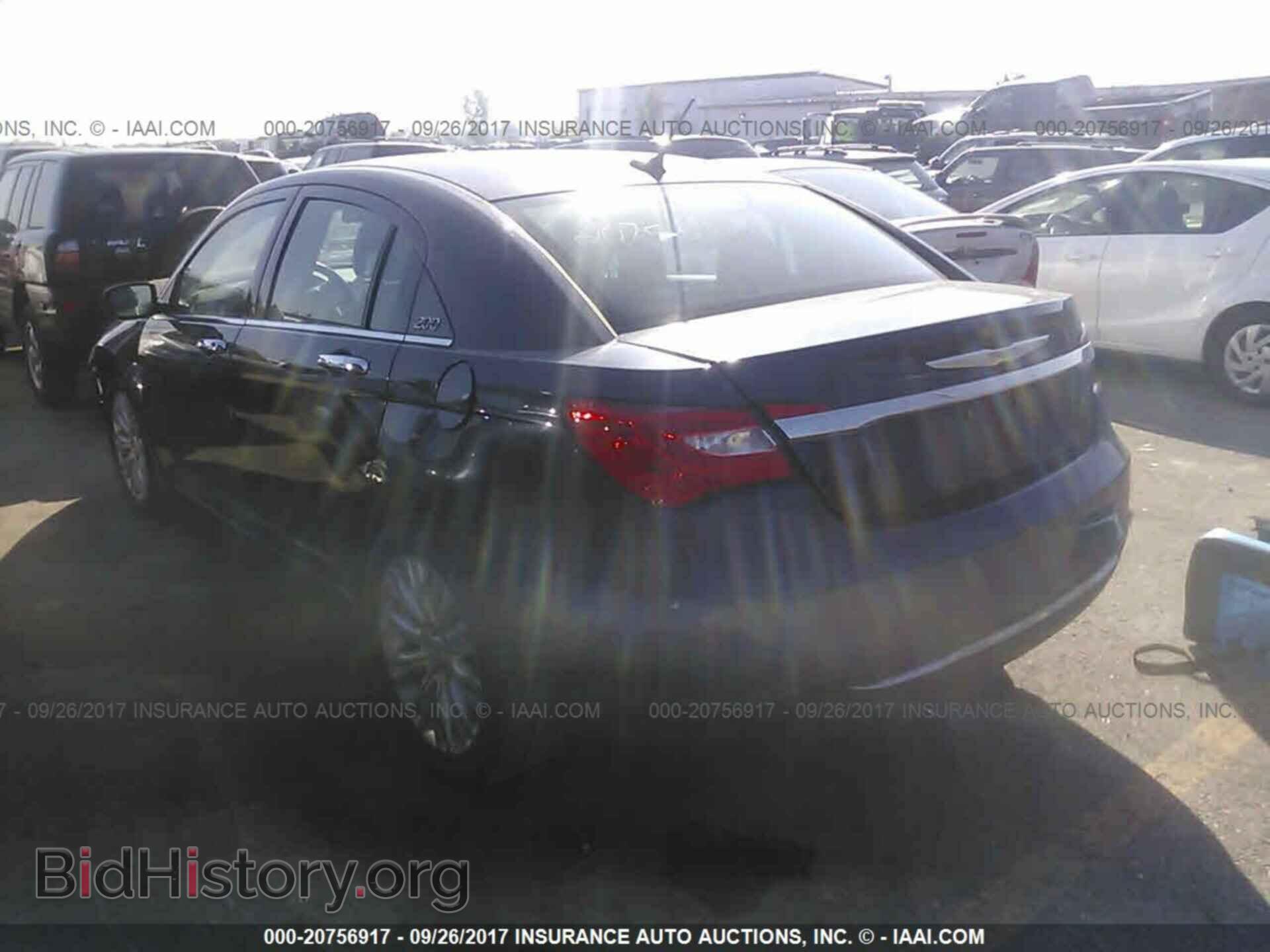 2011 Chrysler 200 - VIN: 1C3BC2FB6BN583334 - Photo 3
