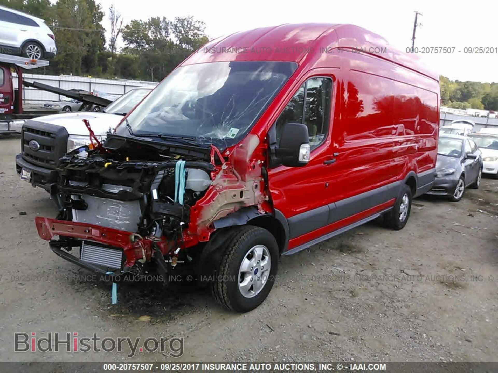 2017 Ford Transit - VIN: 1FTYR3XG9HKA33558 - Фото 2