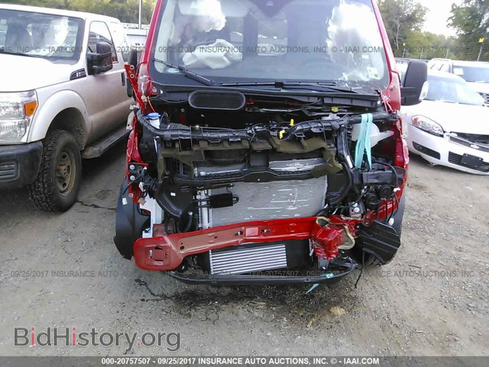 2017 Ford Transit - VIN: 1FTYR3XG9HKA33558 - Фото 6