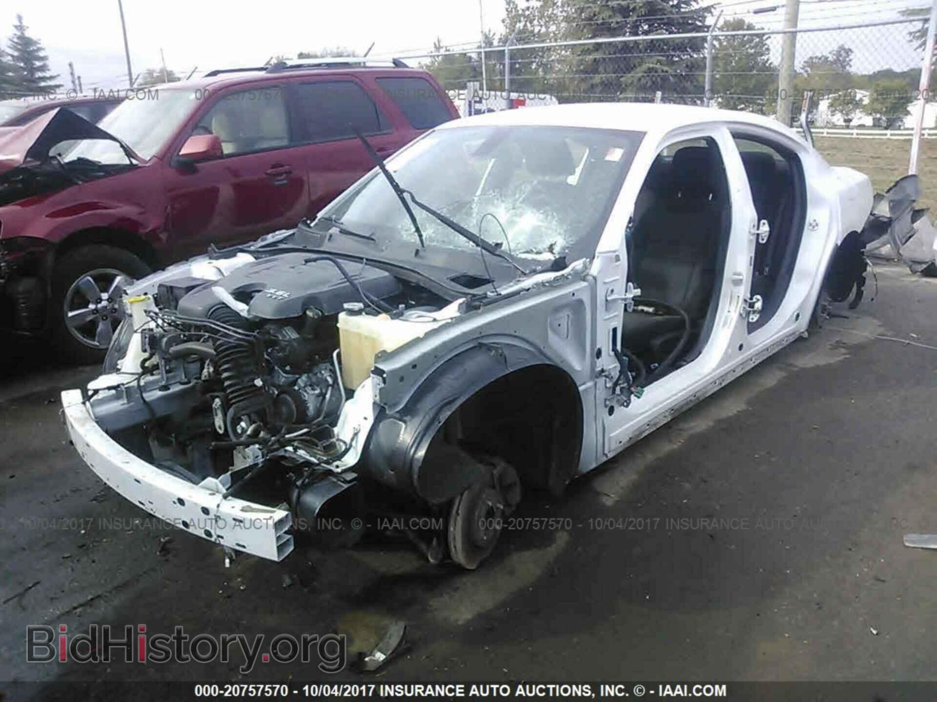 2015 Dodge Charger - VIN: 2C3CDXBG2FH799132 - Фото 2