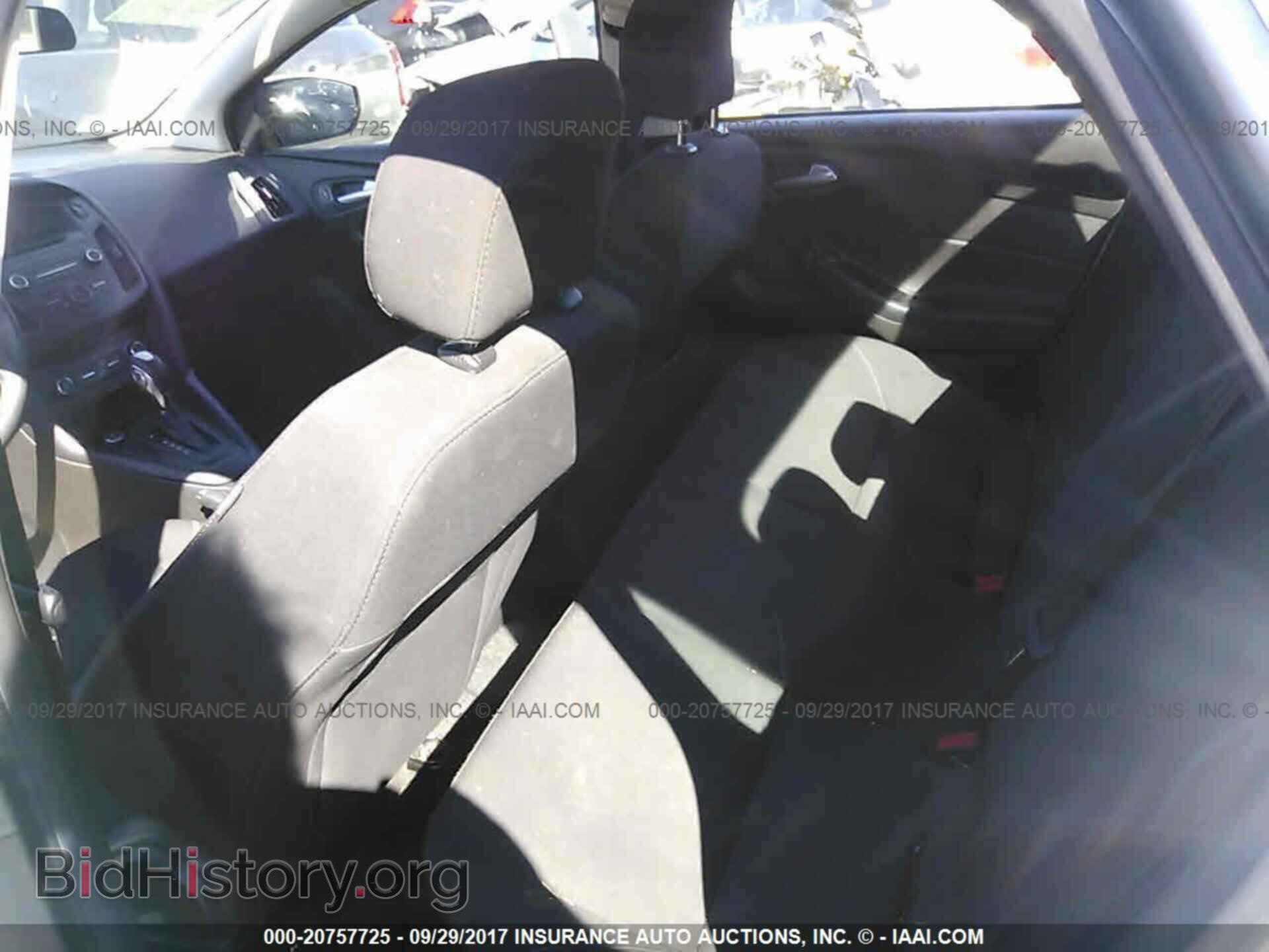 2016 Ford Focus - VIN: 1FADP3F27GL278867 - Фото 8