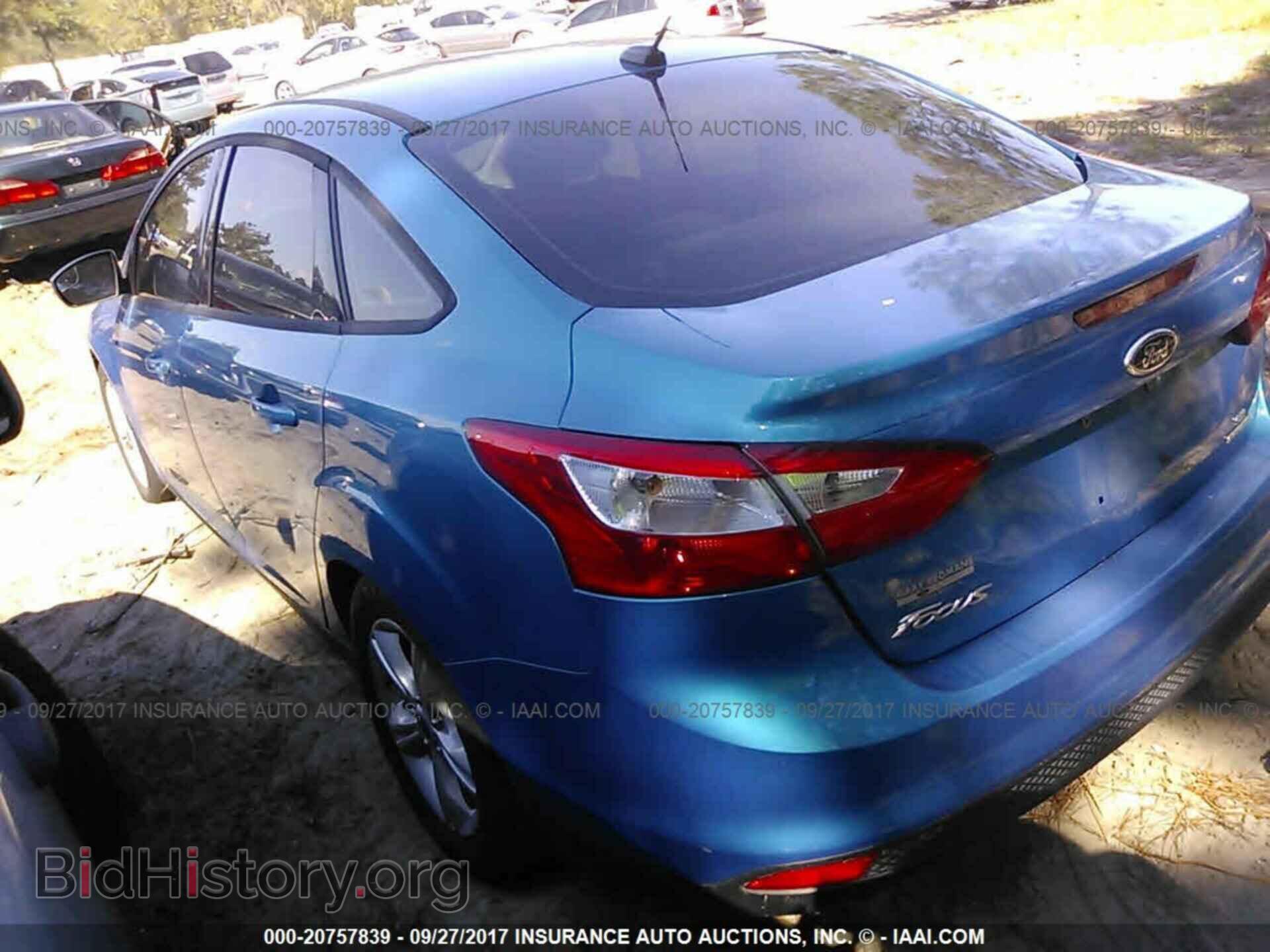 2014 Ford Focus - VIN: 1FADP3F22EL417221 - Фото 3