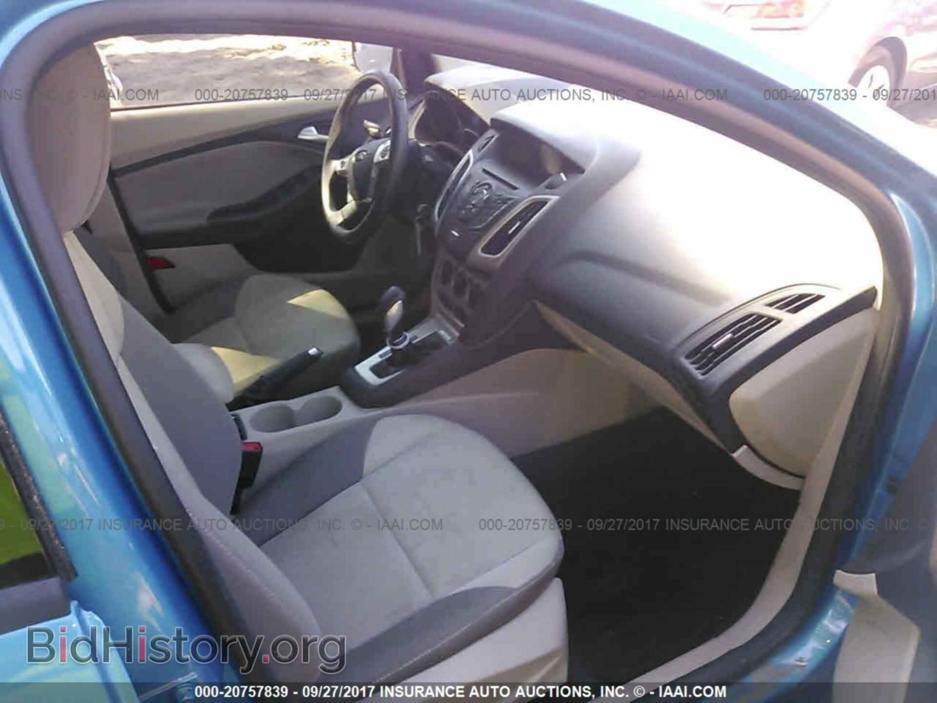 2014 Ford Focus - VIN: 1FADP3F22EL417221 - Фото 5