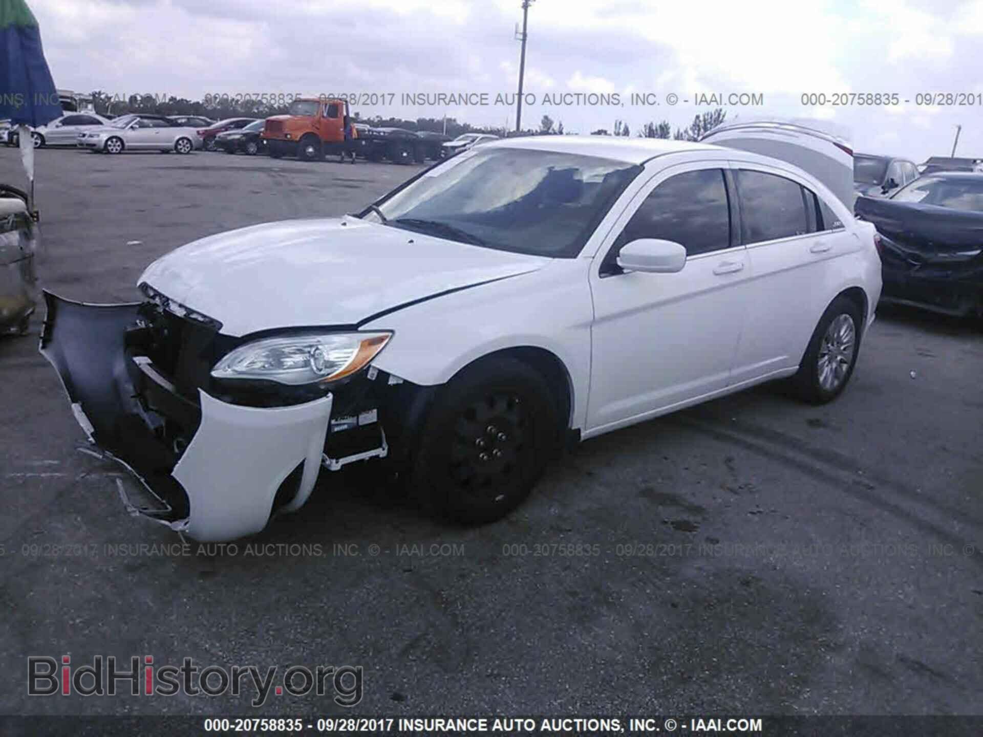 2012 CHRYSLER 200 - VIN: 1C3CCBABXCN135109 - Photo 2
