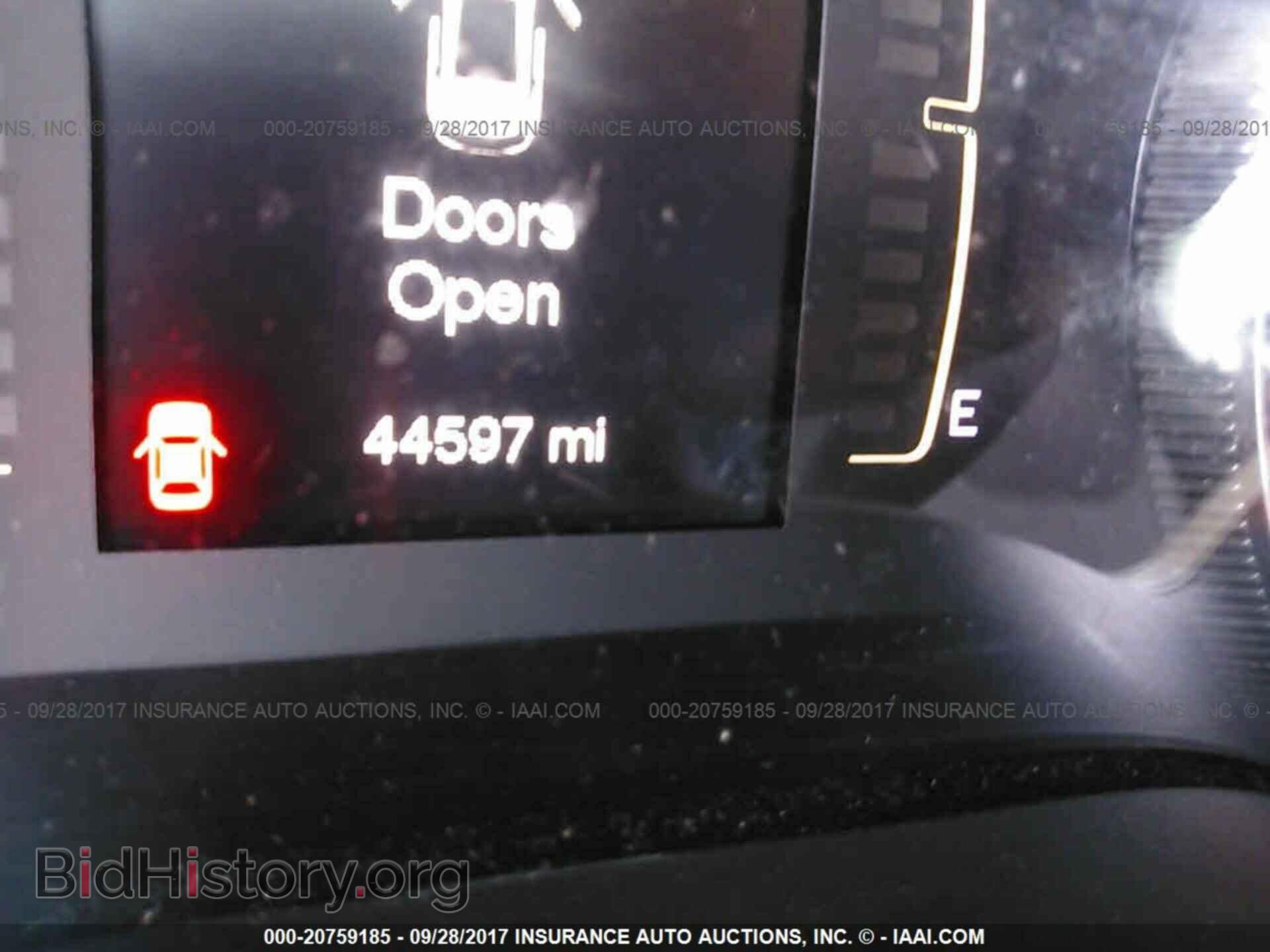 2015 Jeep Cherokee - VIN: 1C4PJLCS9FW670839 - Фото 7