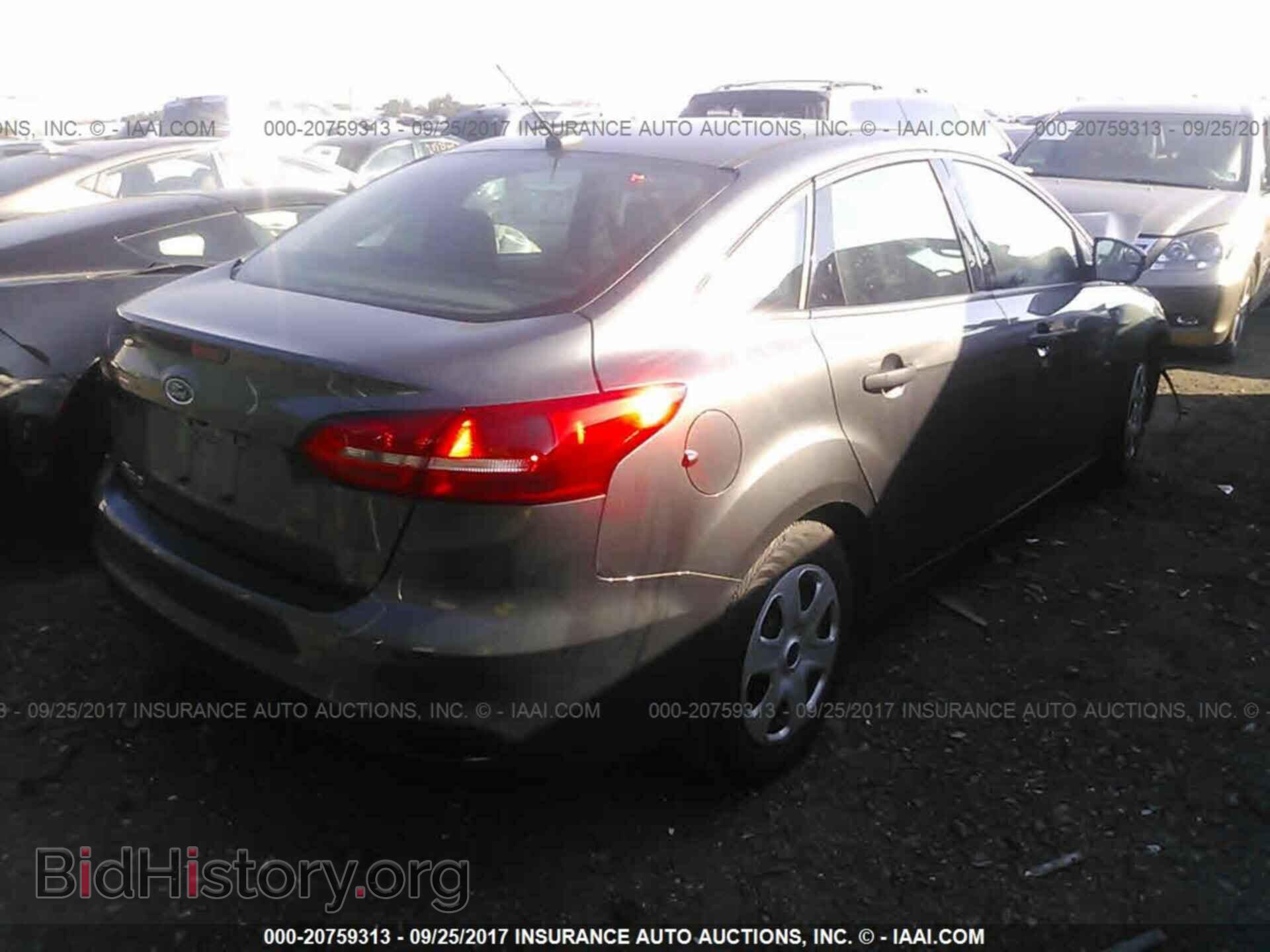 2016 Ford Focus - VIN: 1FADP3E22GL228914 - Фото 4