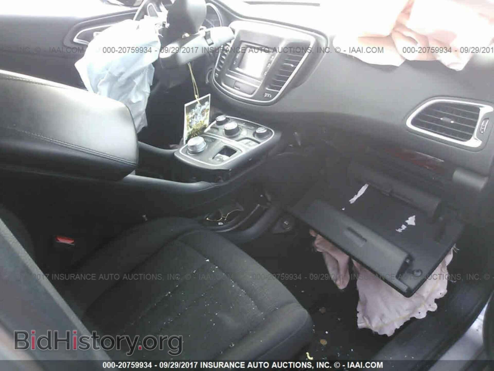 2015 Chrysler 200 - VIN: 1C3CCCAB8FN694846 - Photo 5