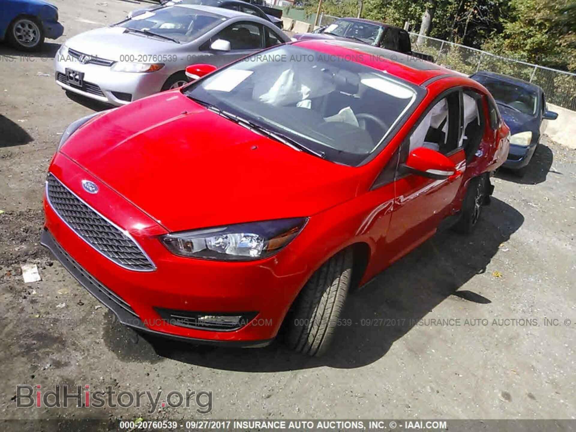 2017 Ford Focus - VIN: 1FADP3H23HL202612 - Фото 2