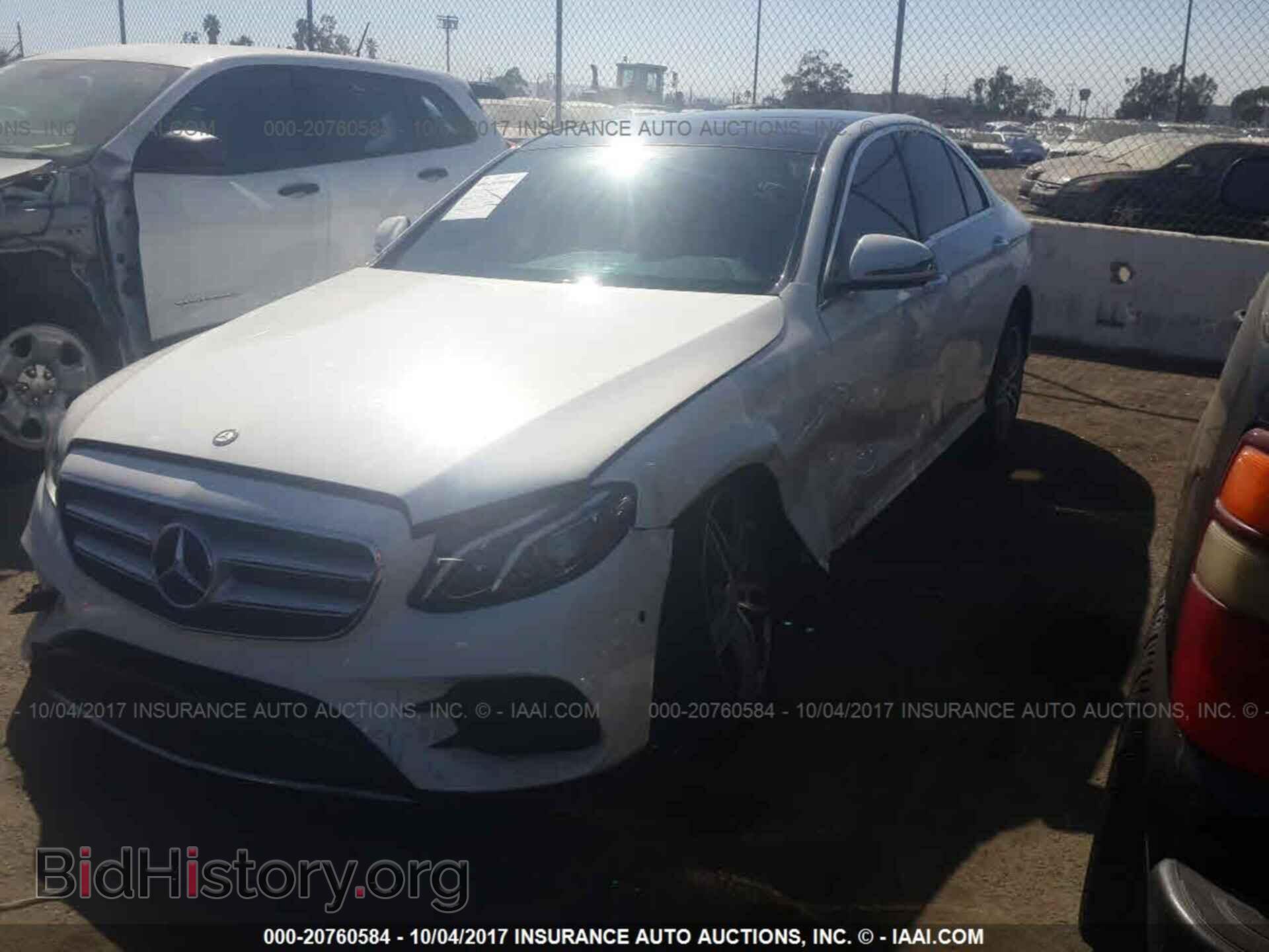 2017 Mercedes-benz E - VIN: WDDZF4JB2HA051282 - Фото 2