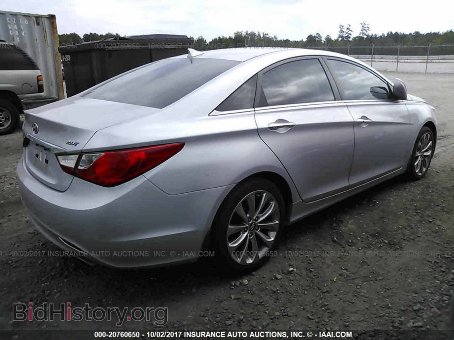 2012 Hyundai Sonata - VIN: 5NPEC4AB3CH426616 - Photo 4